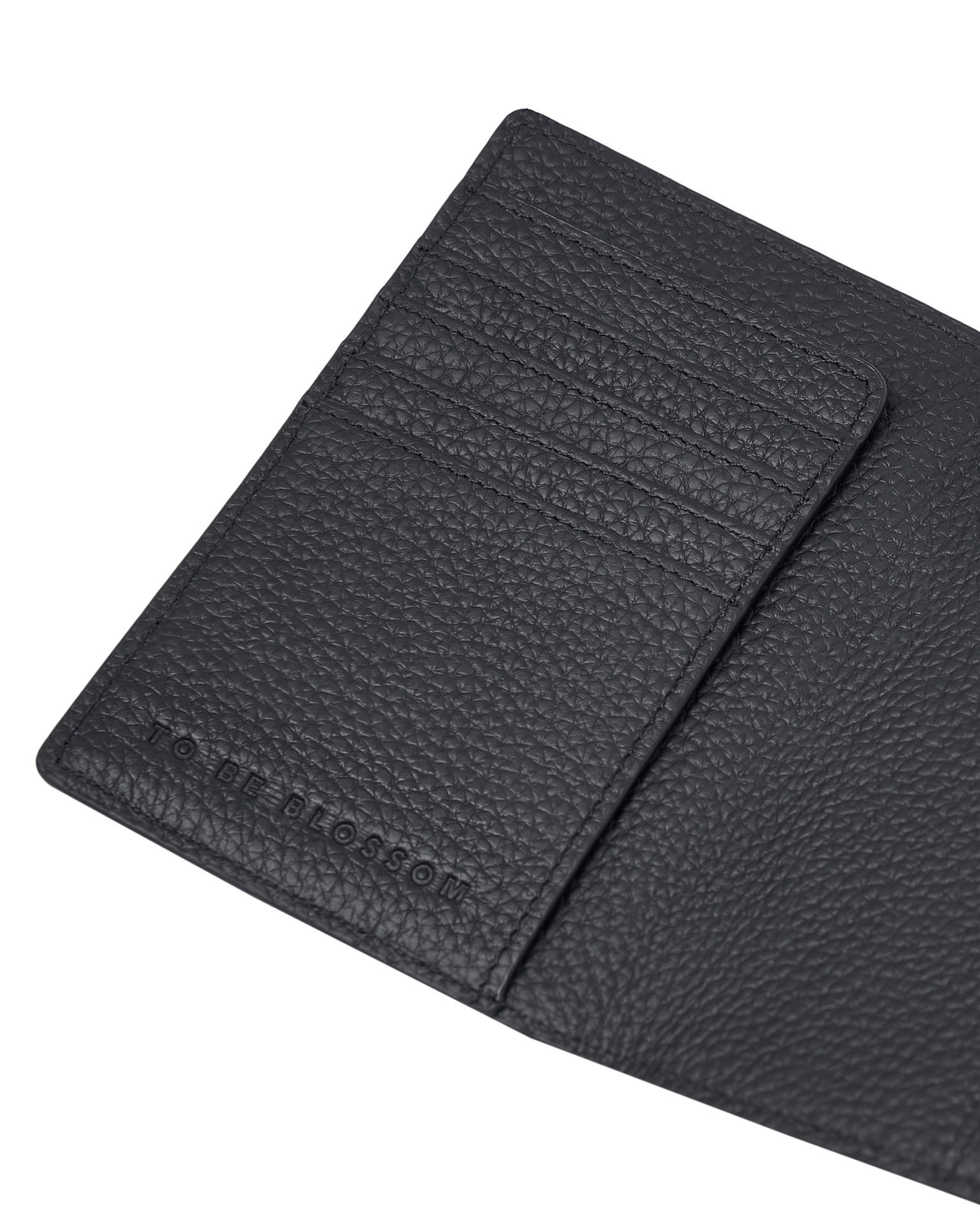 Матовая обложка для паспорта из натуральной кожи 5