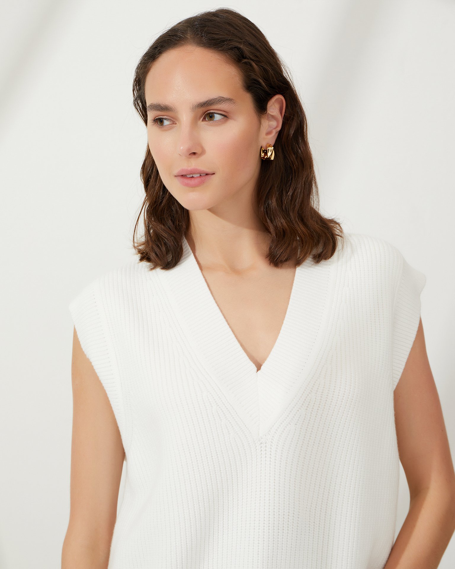 Белый жилет 4