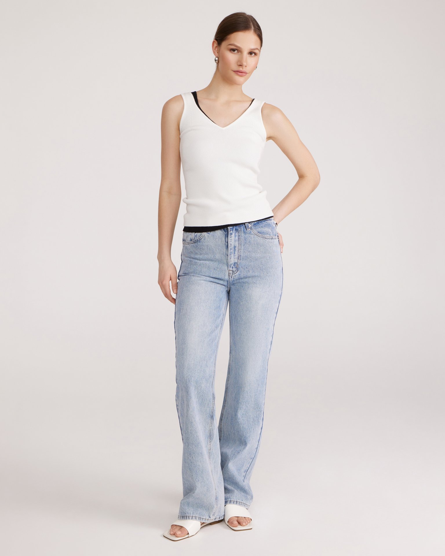 Молочные шлепанцы 2