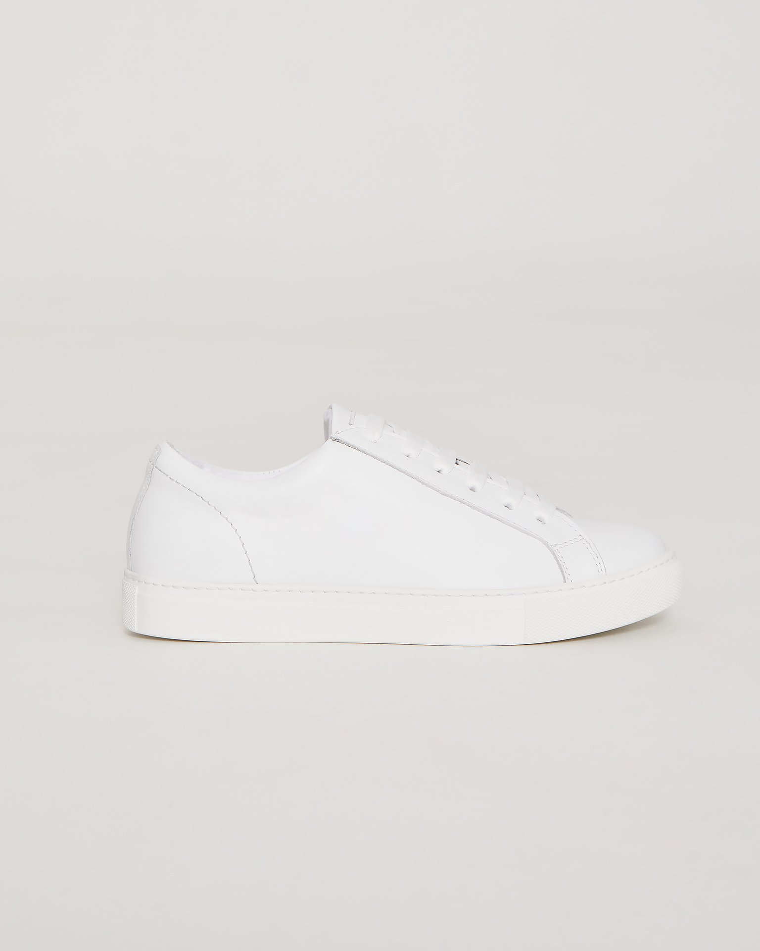 Кеды белого цвета 4