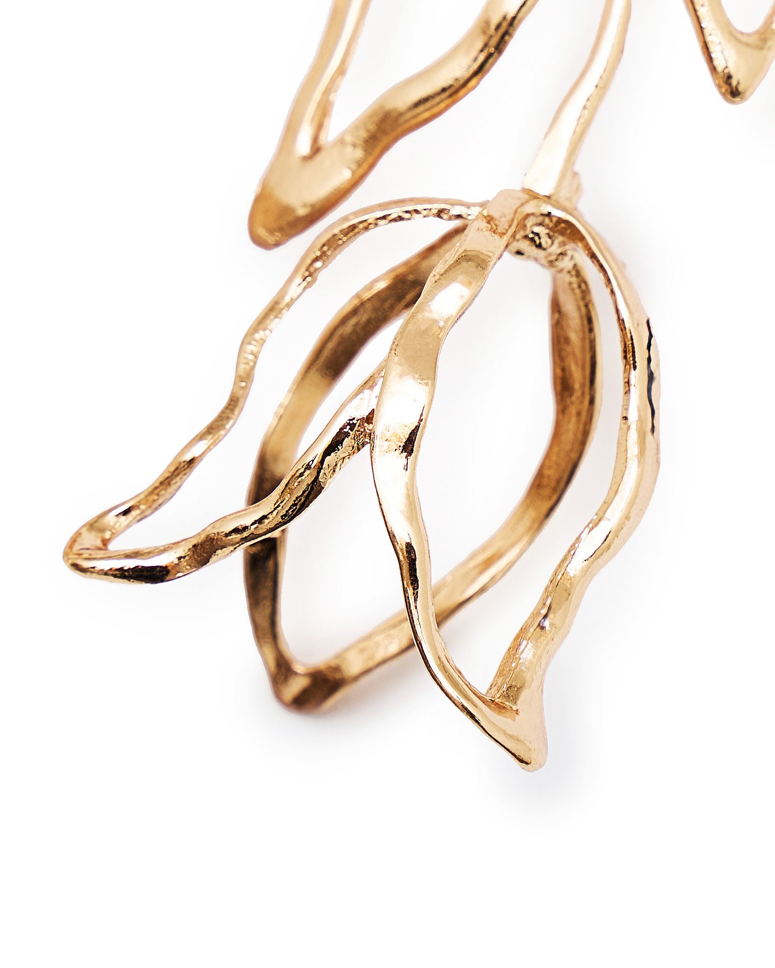 Золотистые серьги-тюльпаны 5