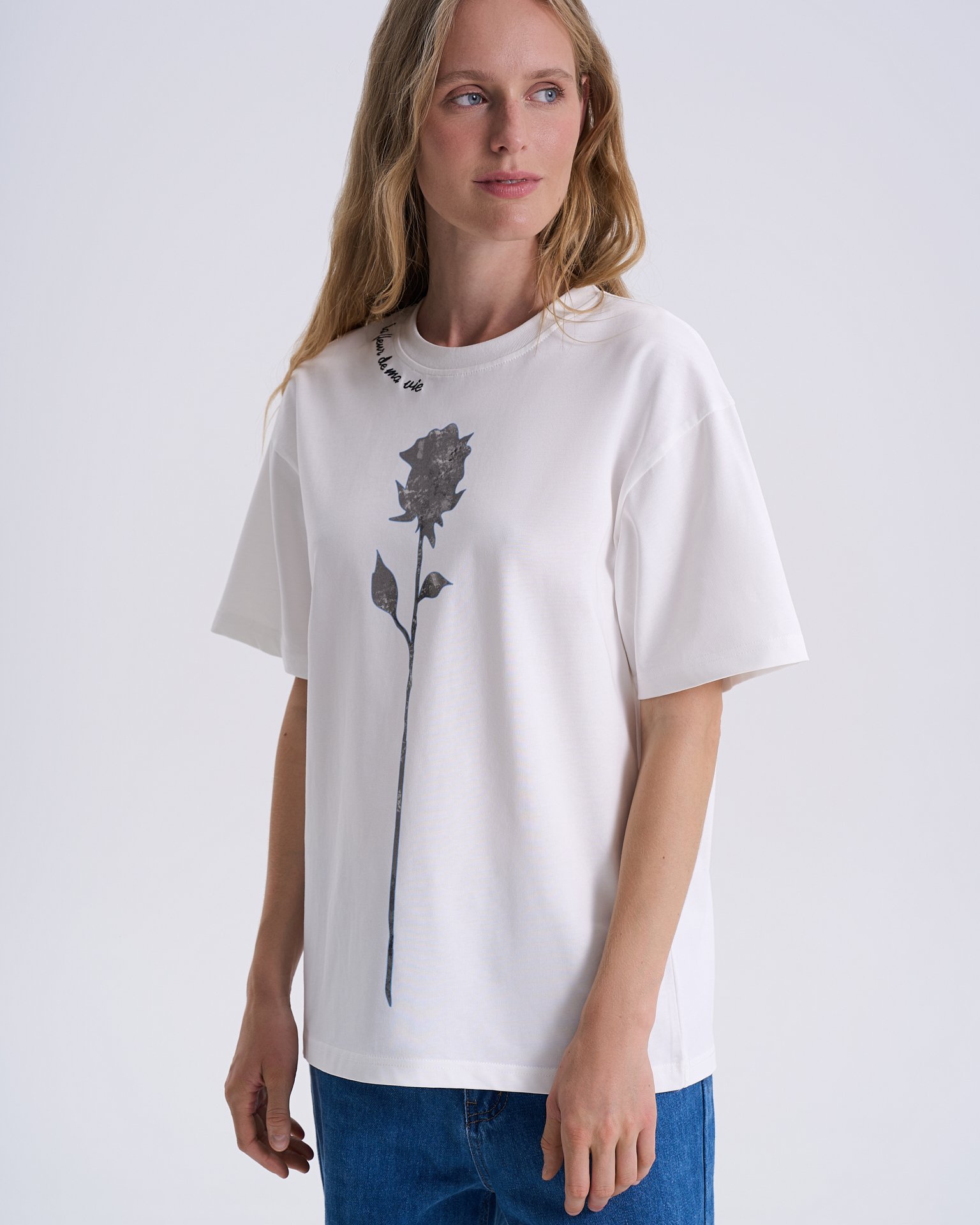 Футболка с вышивкой La fleur de ma vie 4