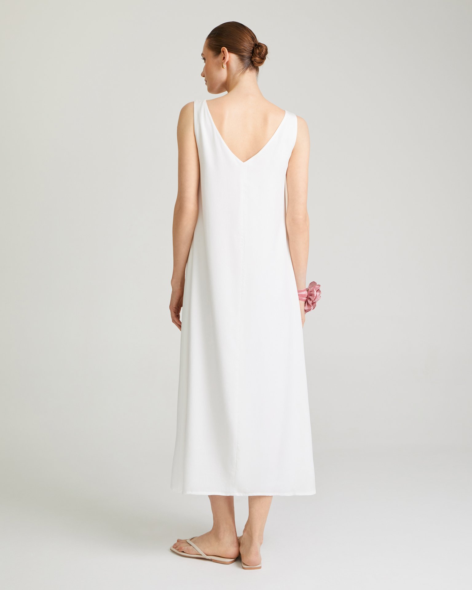 Платье на широких бретелях 3