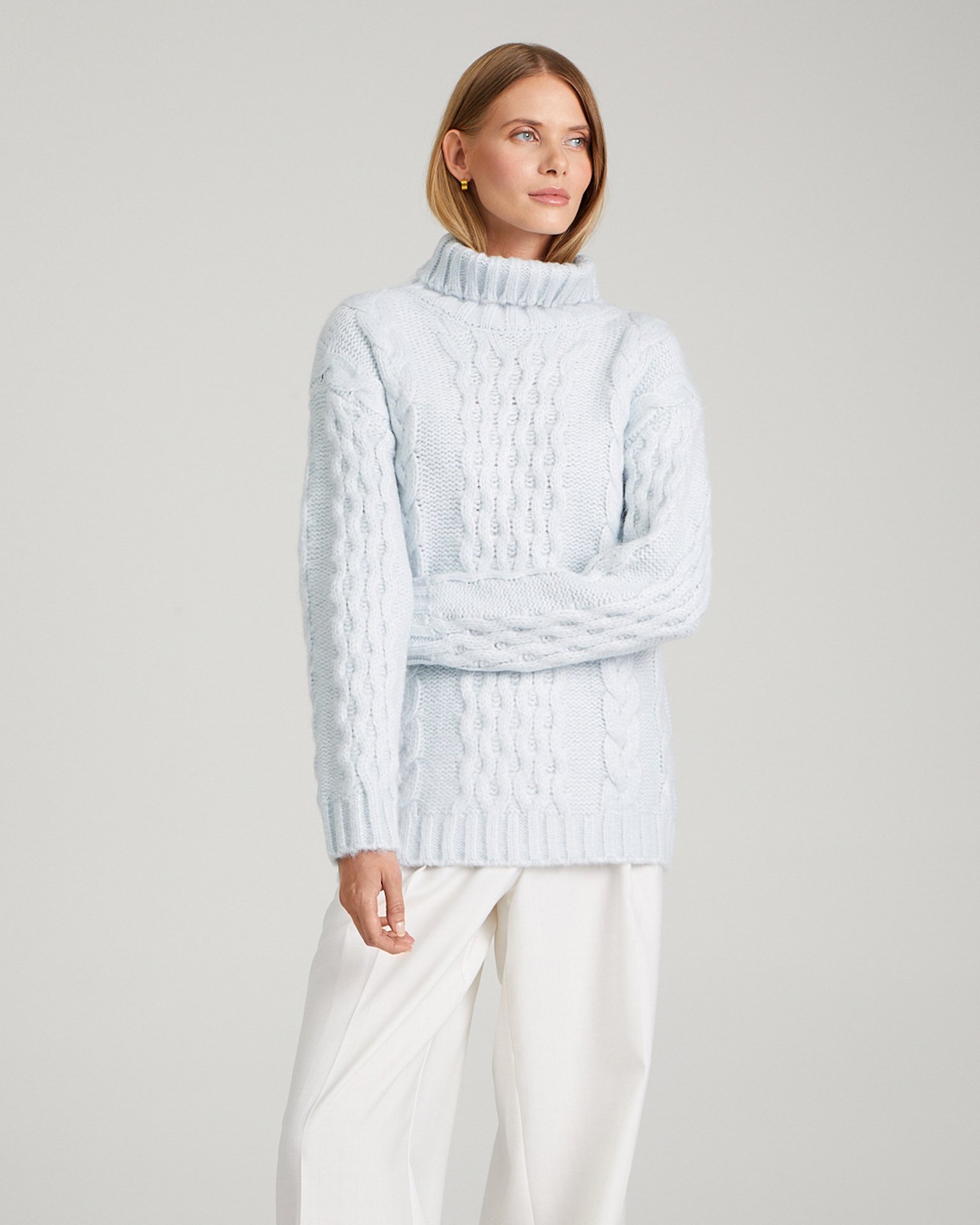 Джемпер с косами 7