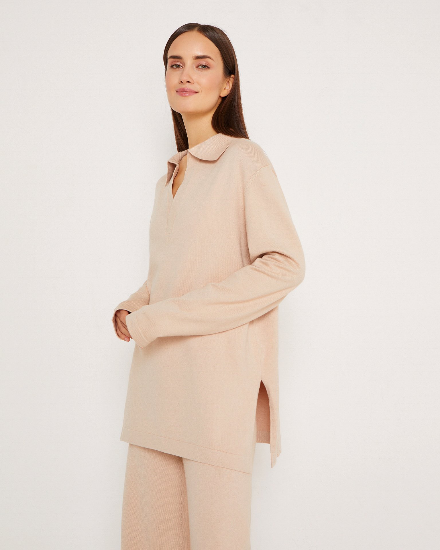 Костюм с джемпером и брюками 4