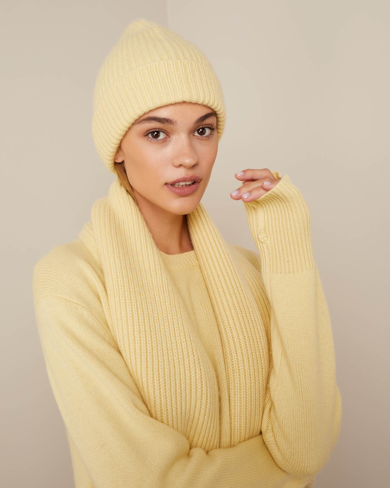 Шарф из шерсти и кашемира 4