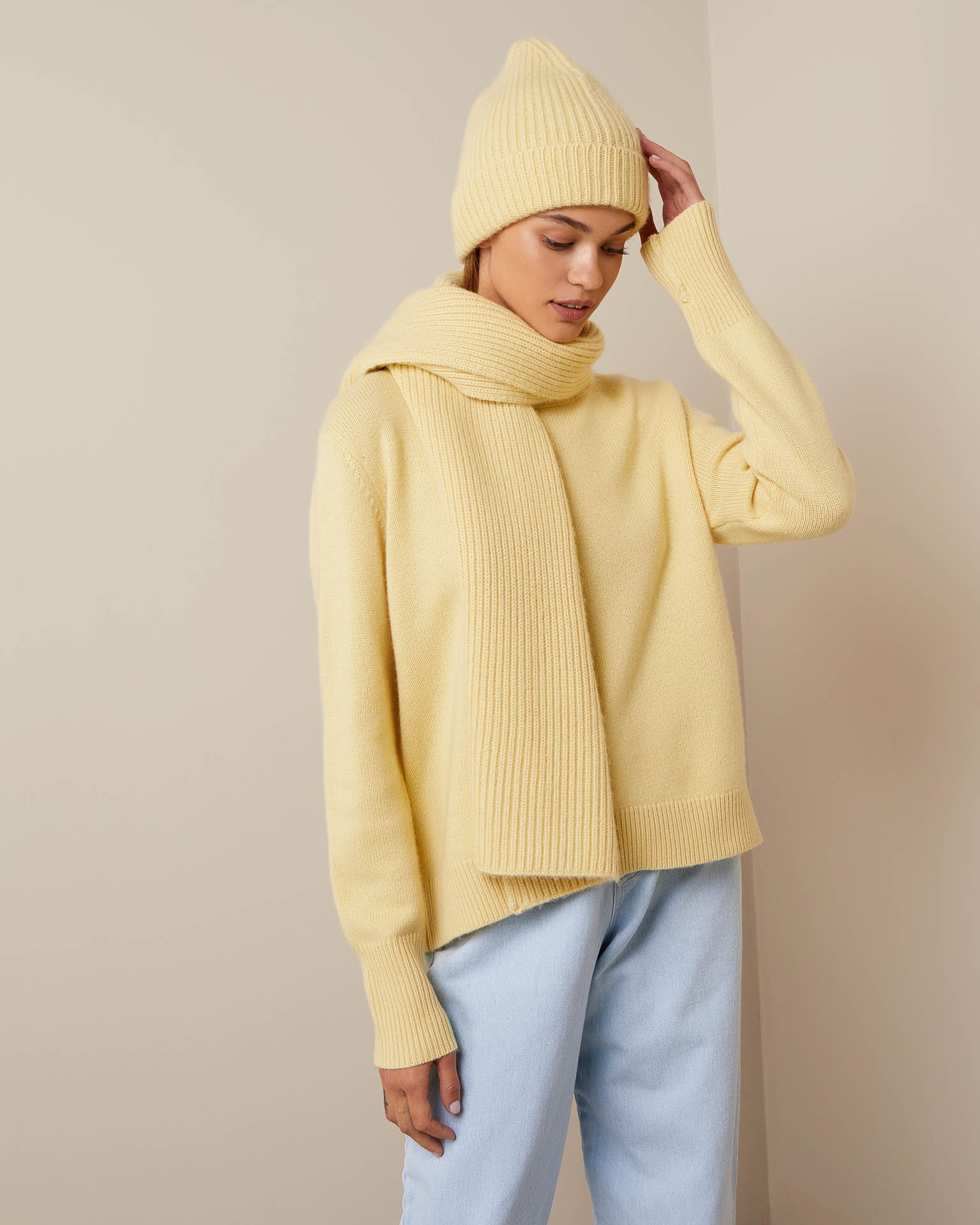 Шарф из шерсти и кашемира 3