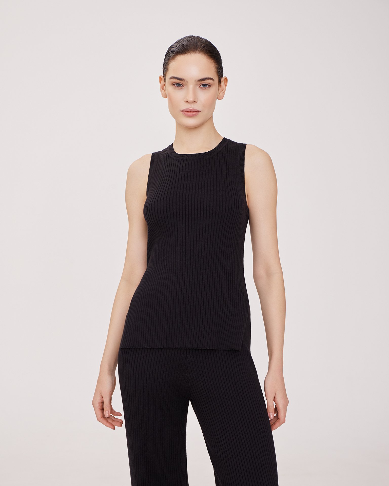 Брюки с разрезами по бокам 6