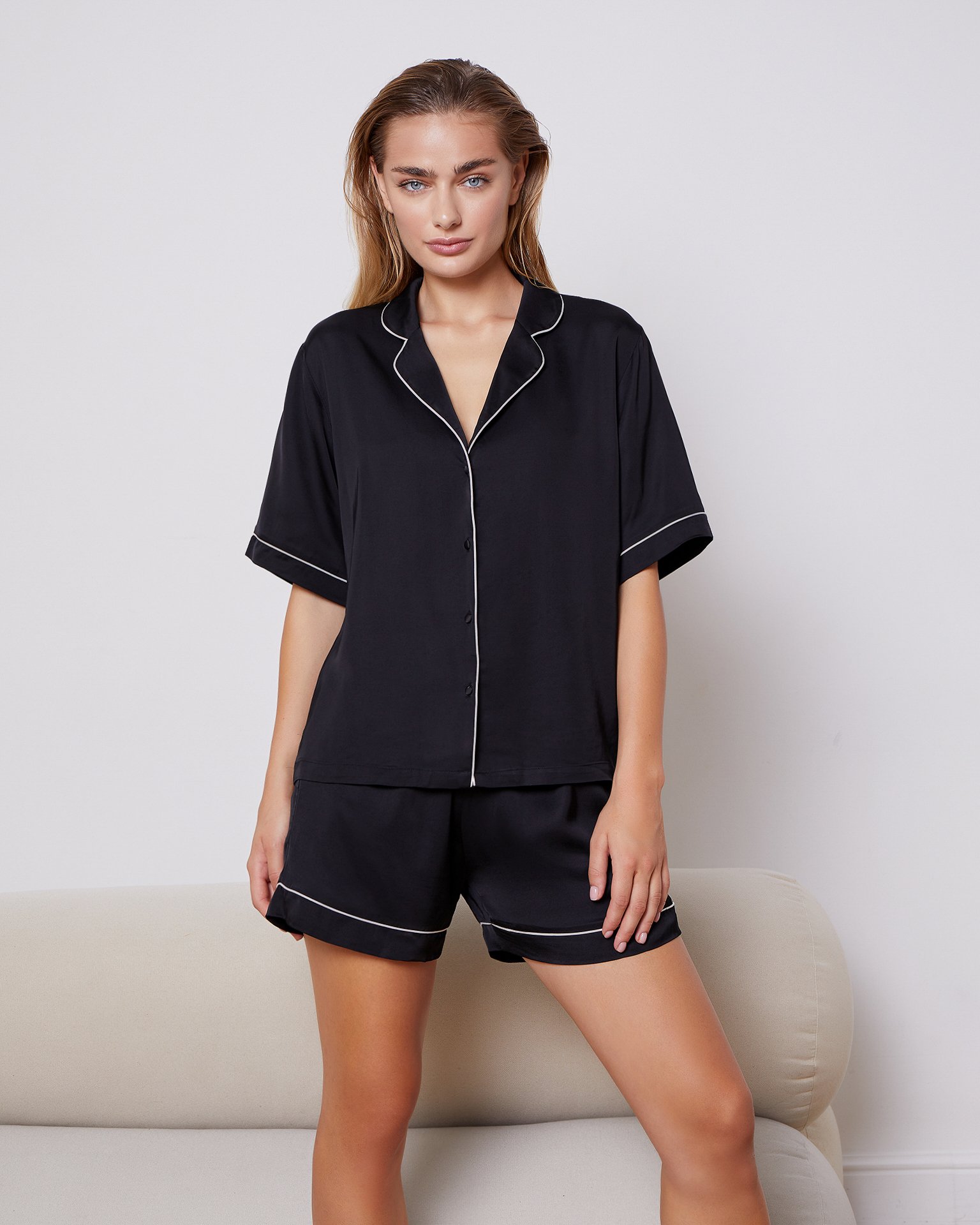 Shirt with short sleeves 5