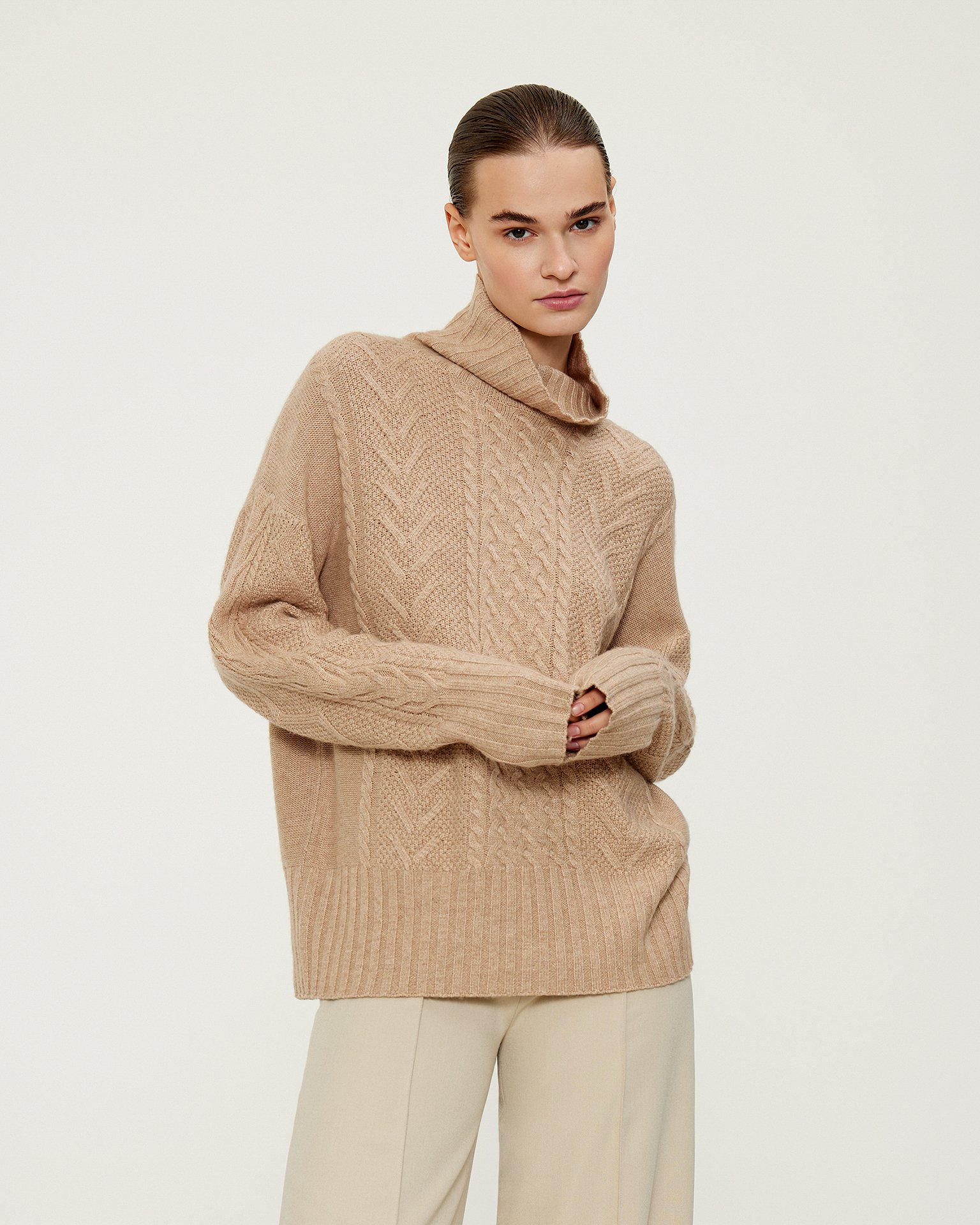 Chunky-knit sweater 1