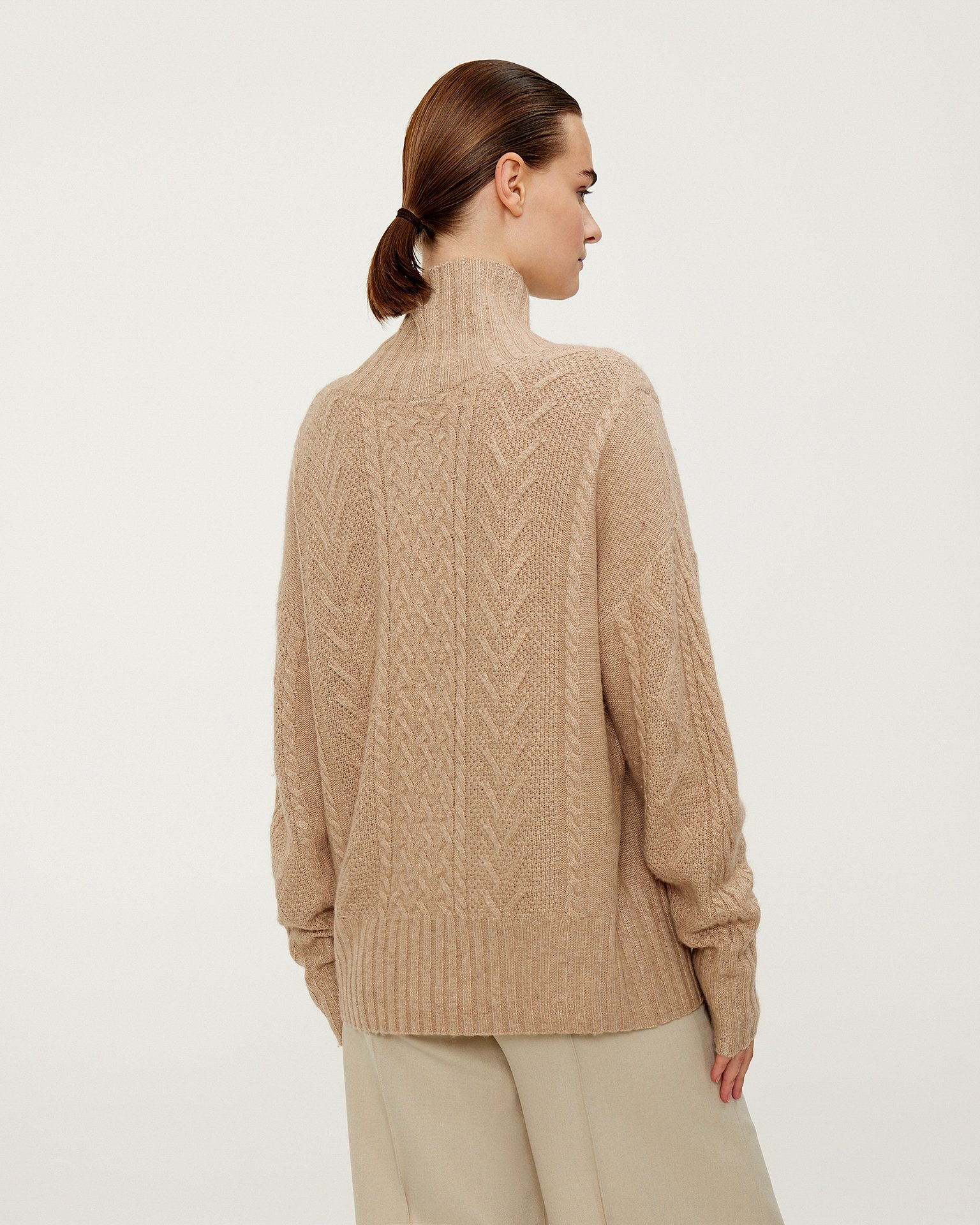 Chunky-knit sweater 4
