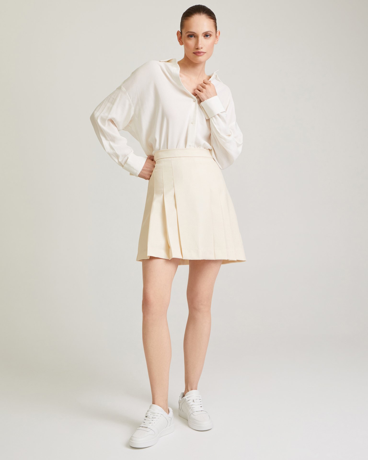 Белые кеды из натуральной кожи 3