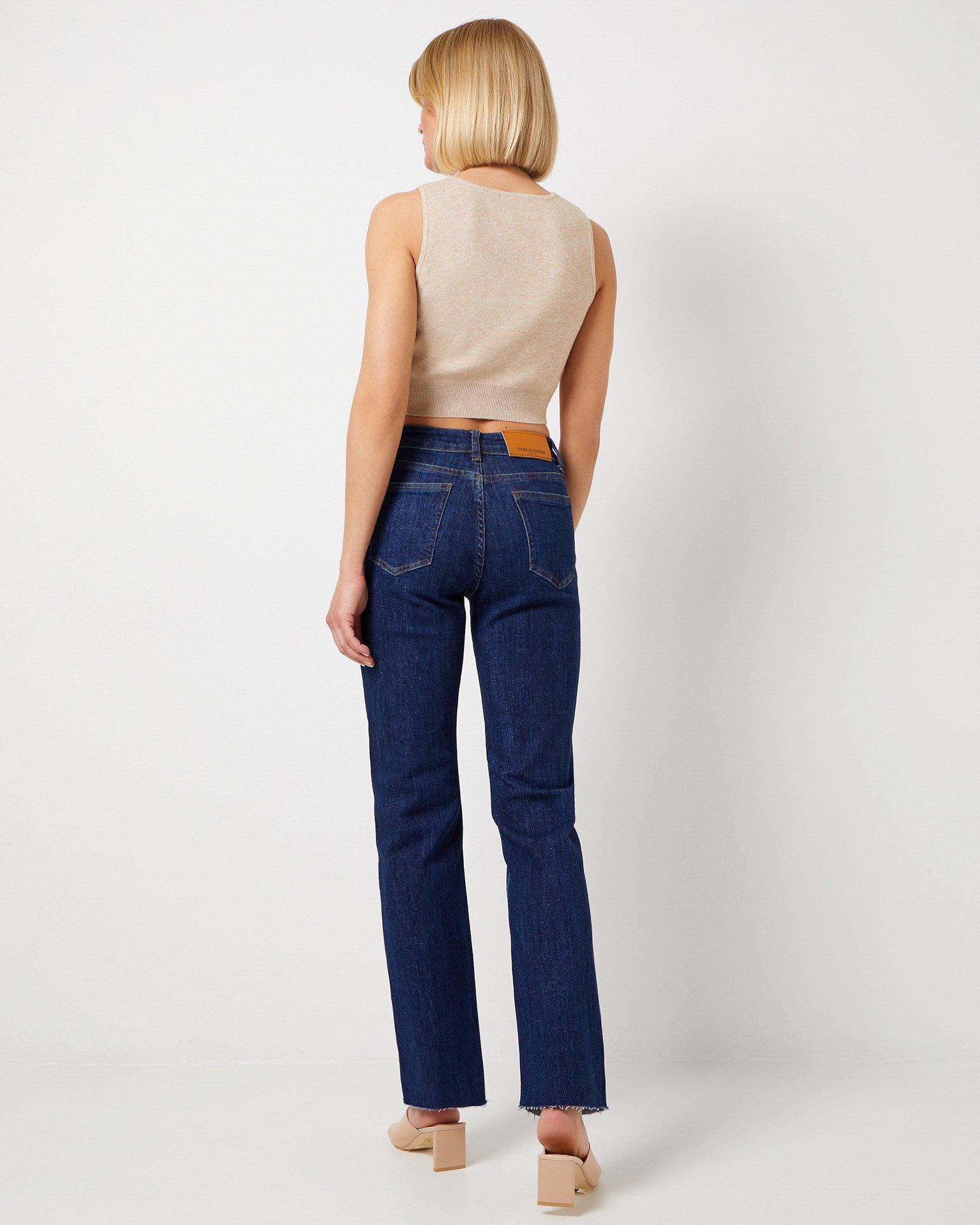 Джинсы прямого кроя 3