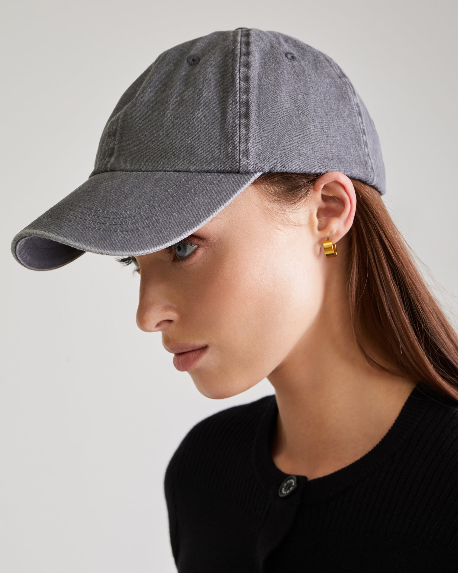 Серая бейсболка 3