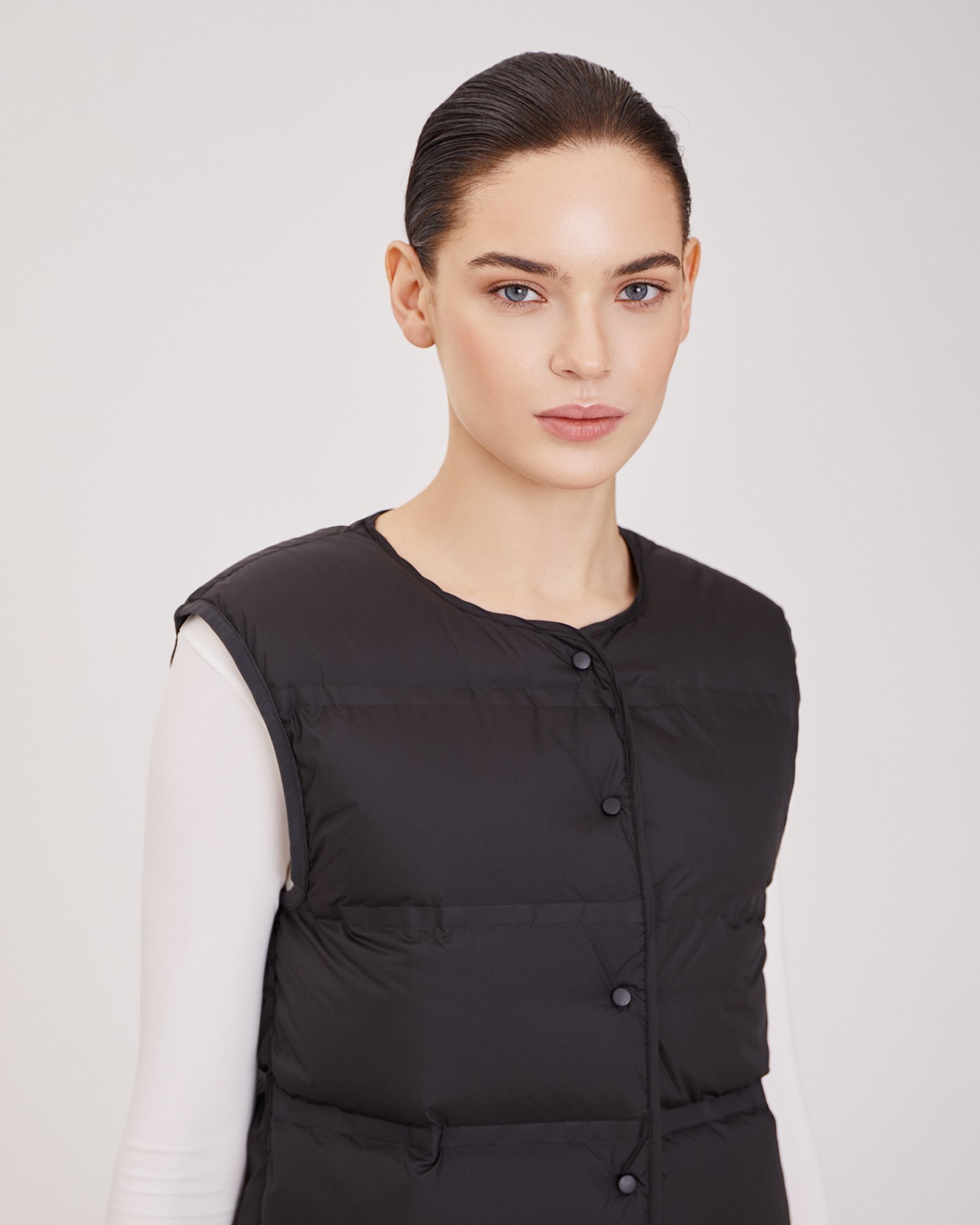 Черный стеганый жилет 5