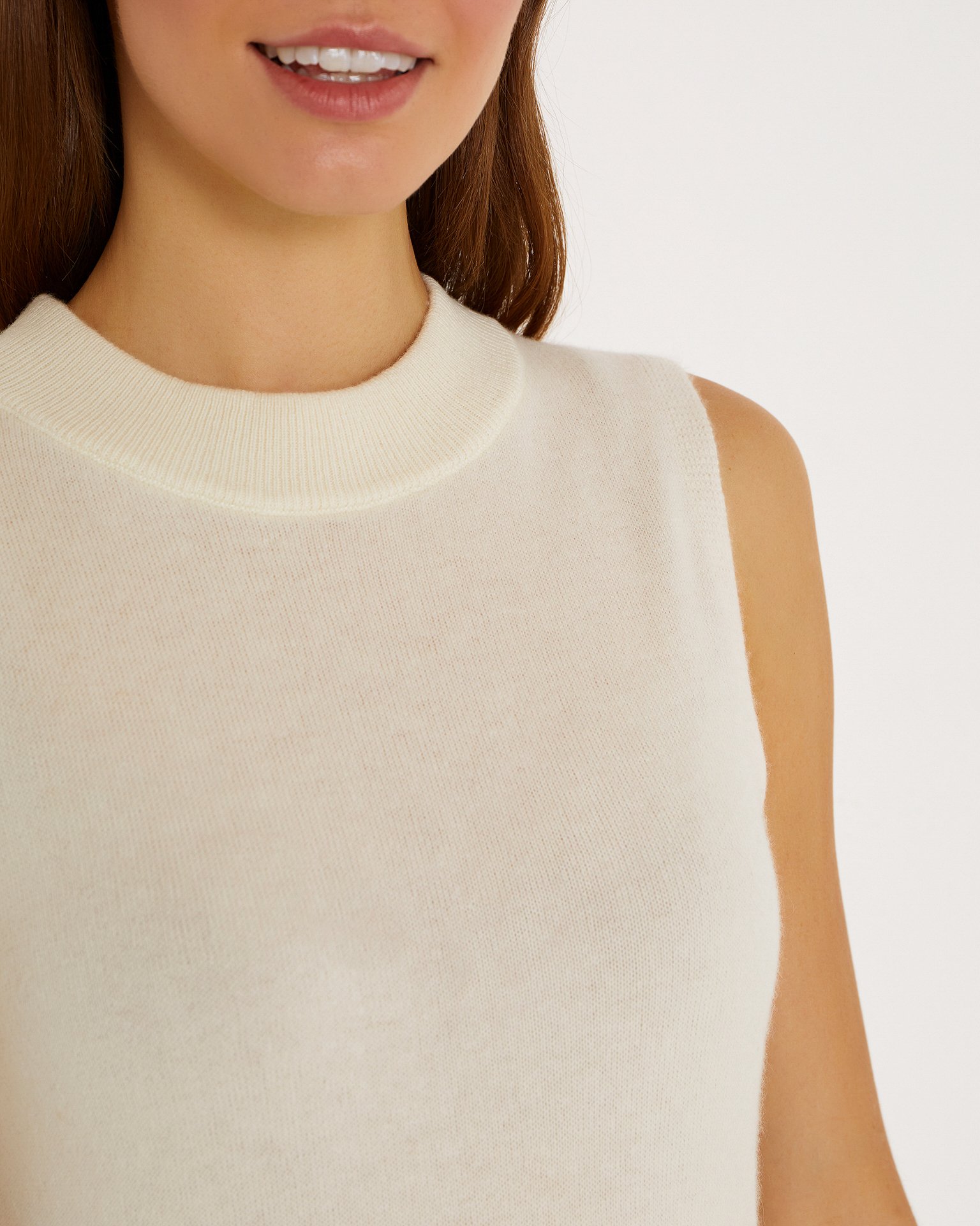 Топ без рукавов 6