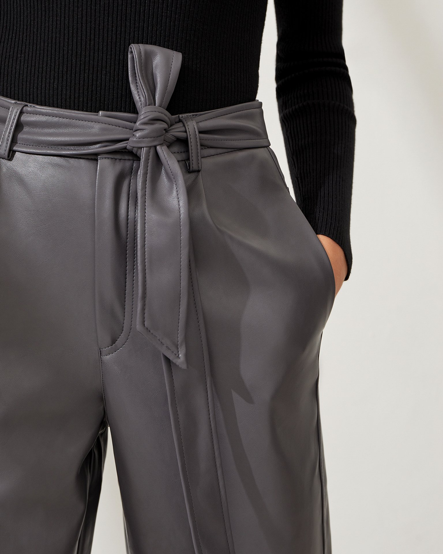 Tapered-leg trousers 5