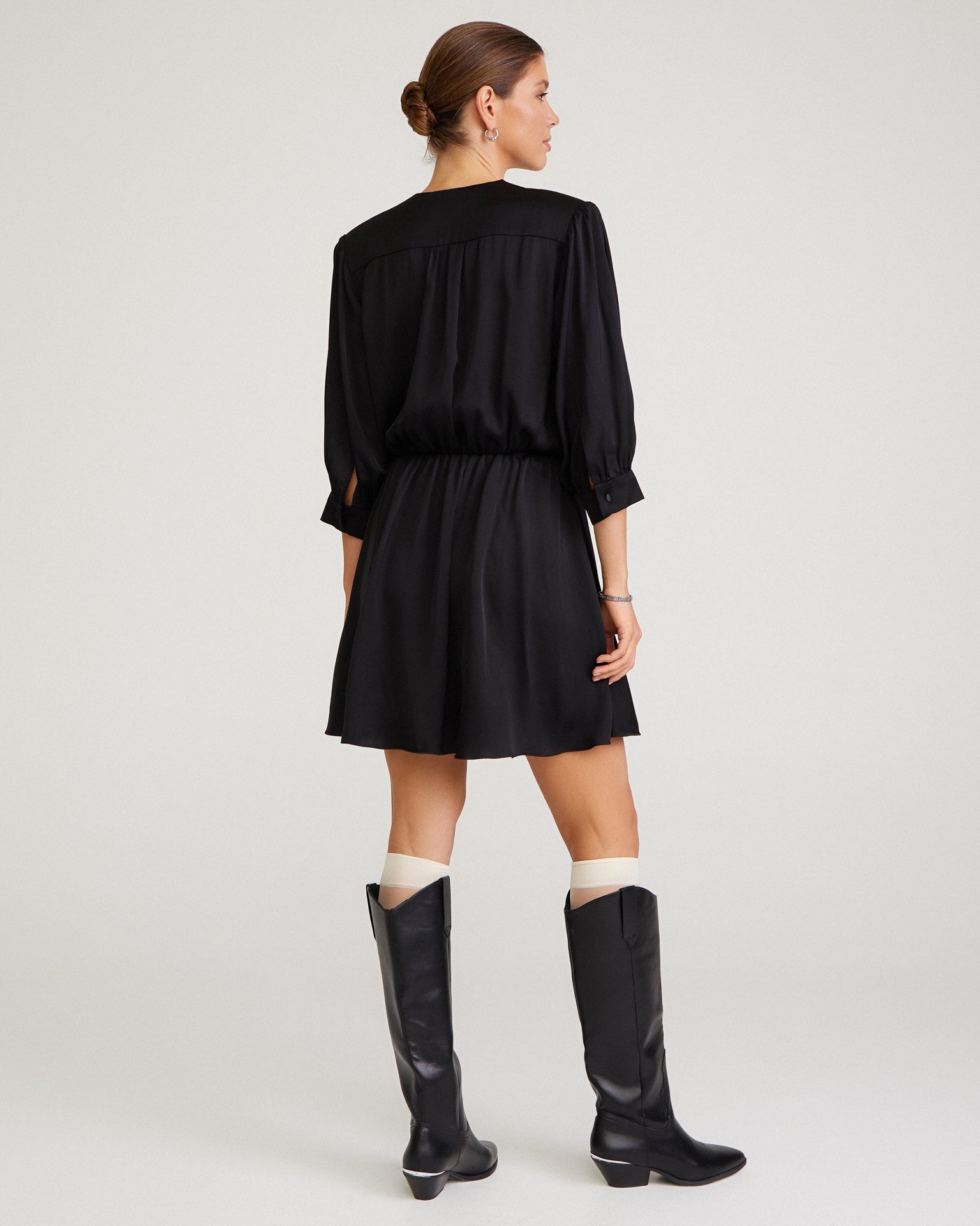 Платье-мини с длинными рукавами 3