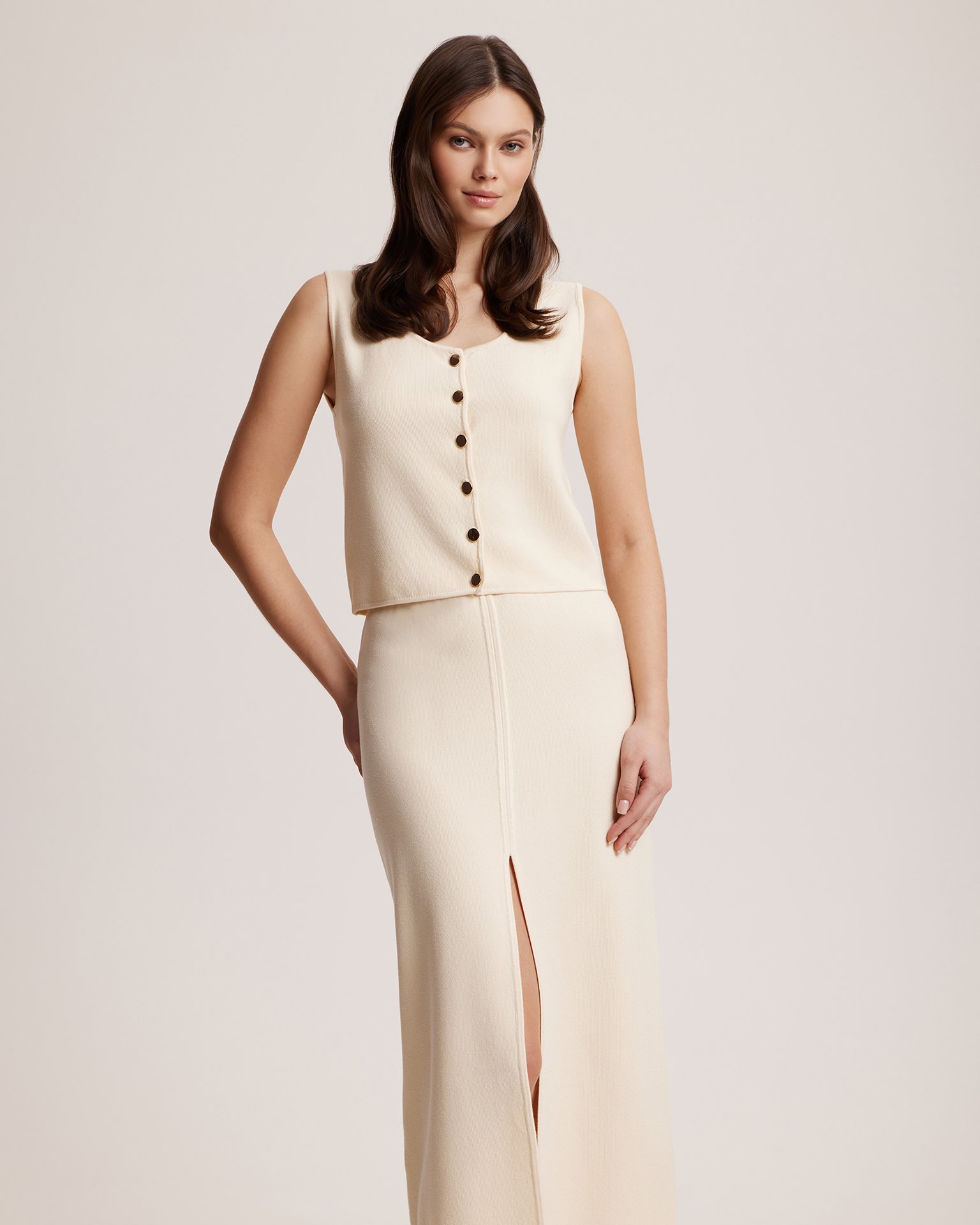 Юбка миди с разрезом 1