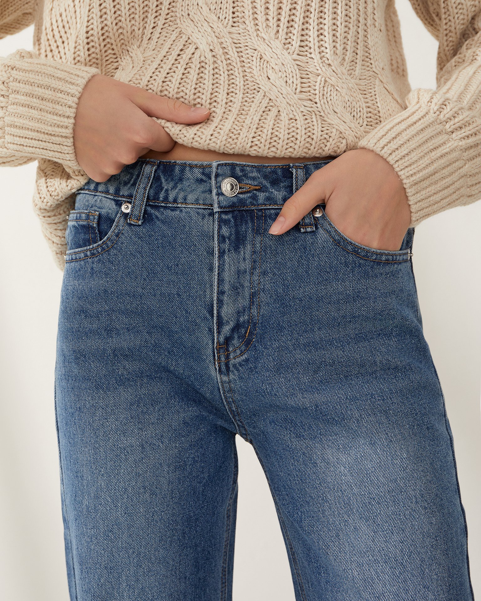 Джинсы с потертостями в голубом цвете 7