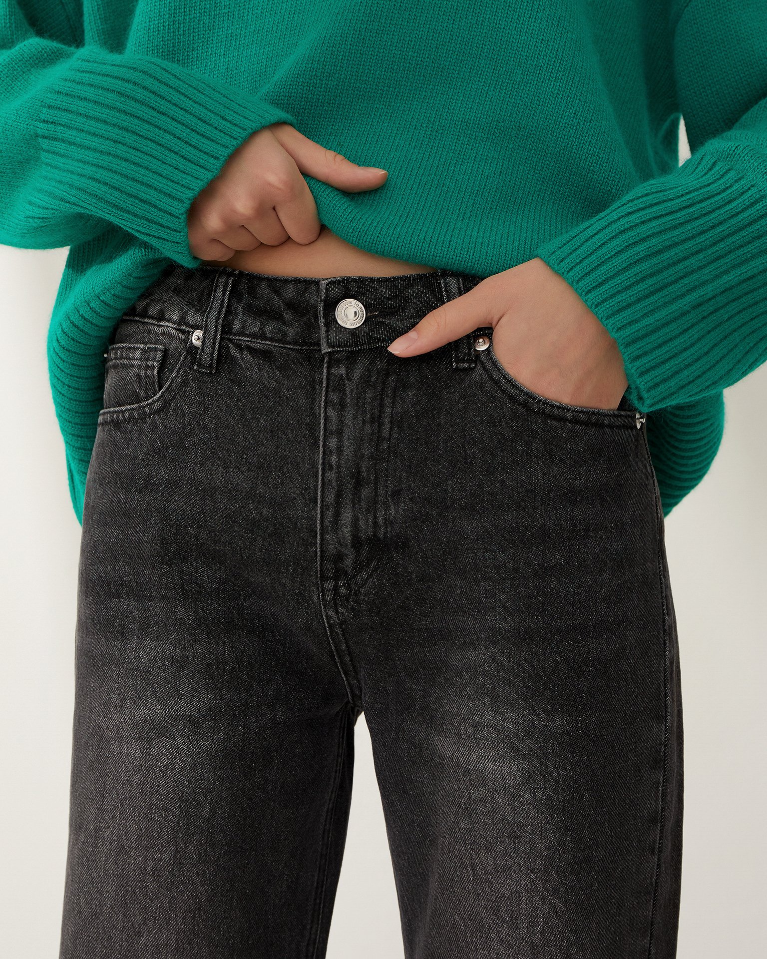 Джинсы с потертостями в сером цвете 7