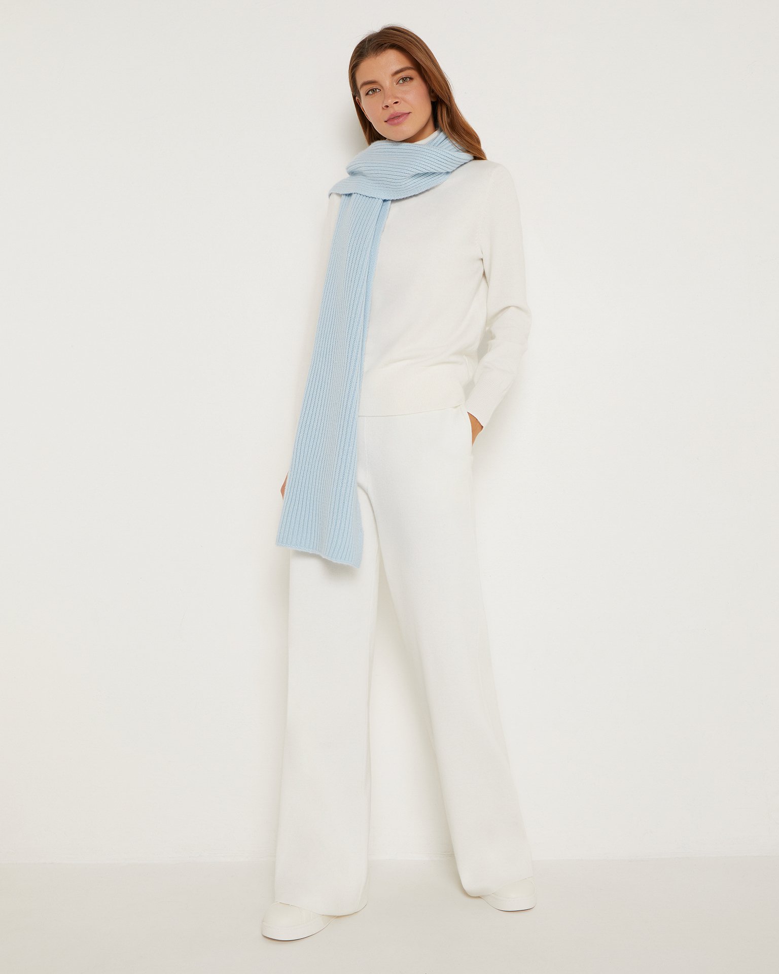 Джемпер с высоким воротом 4