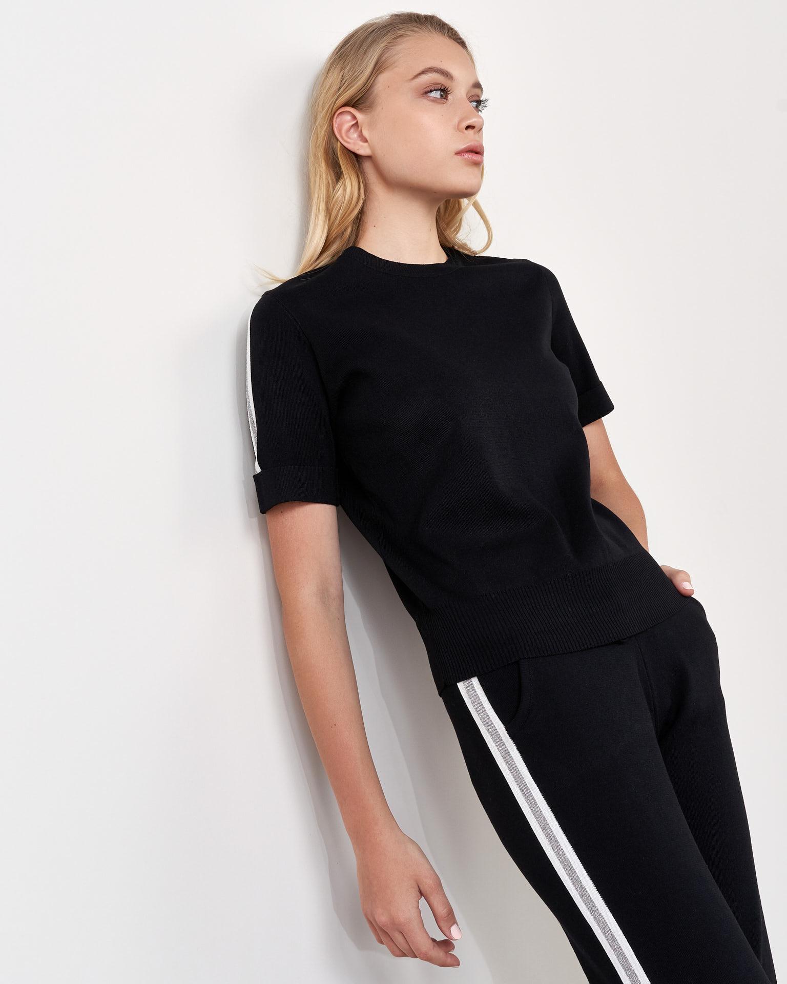 Костюм в стиле спорт-шик 1