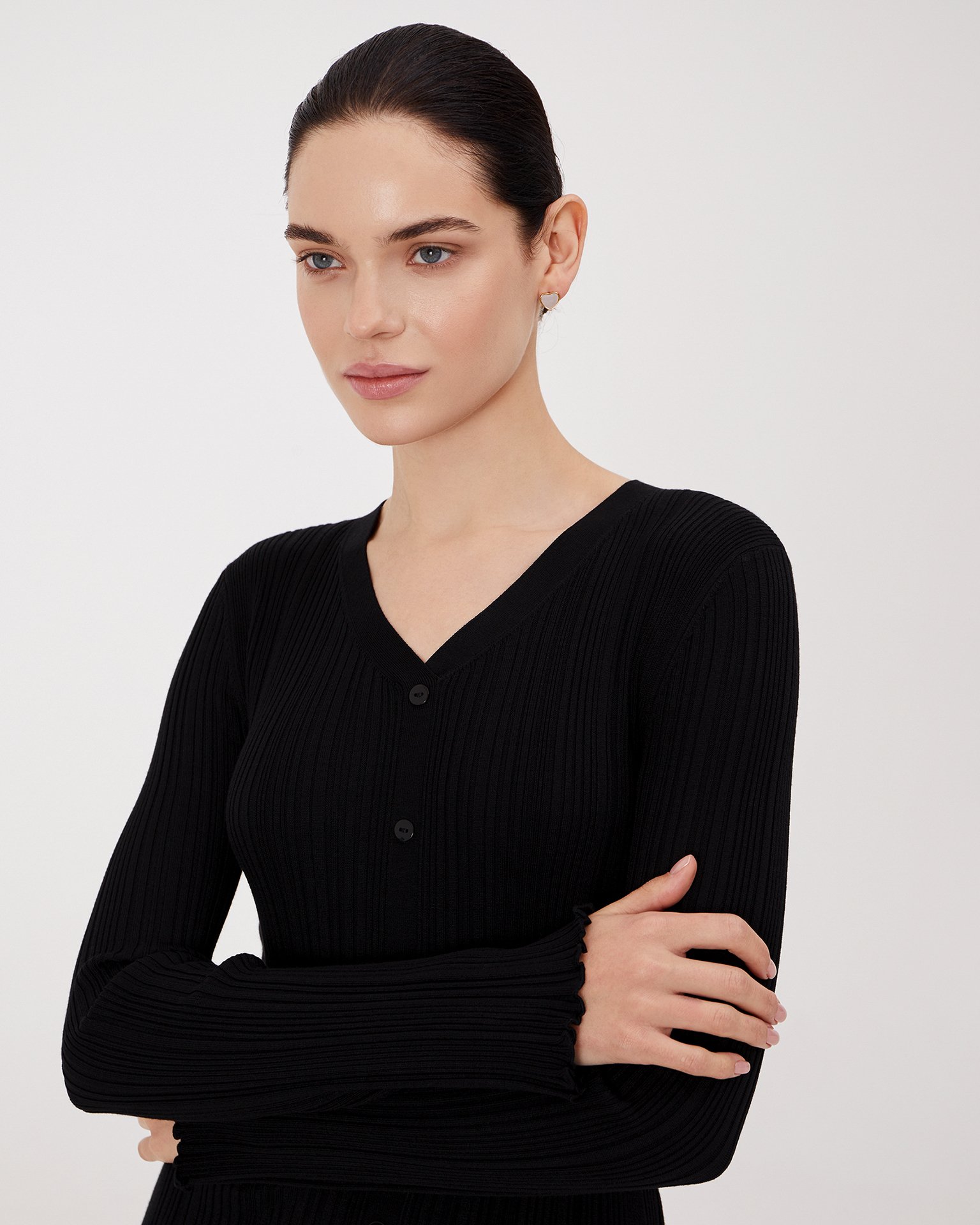 Черное платье миди 5