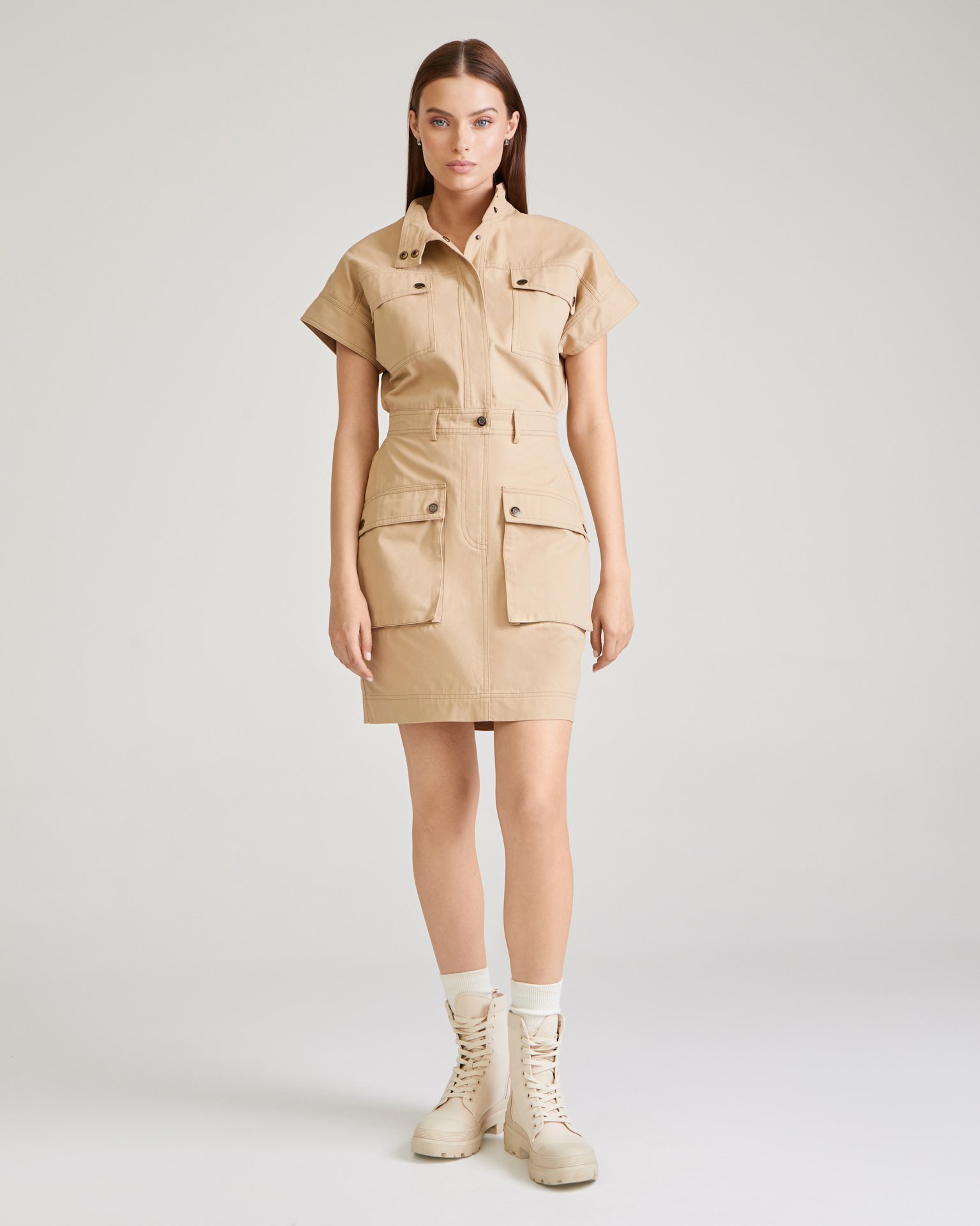 Dress with patch pockets 2