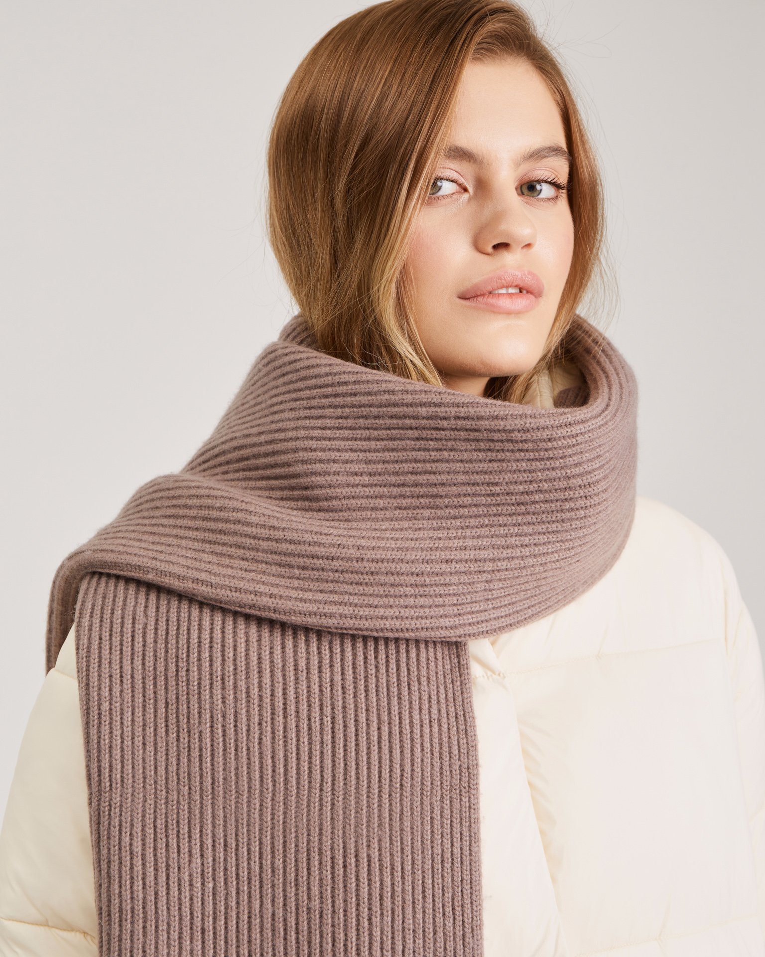 Широкий шарф 2