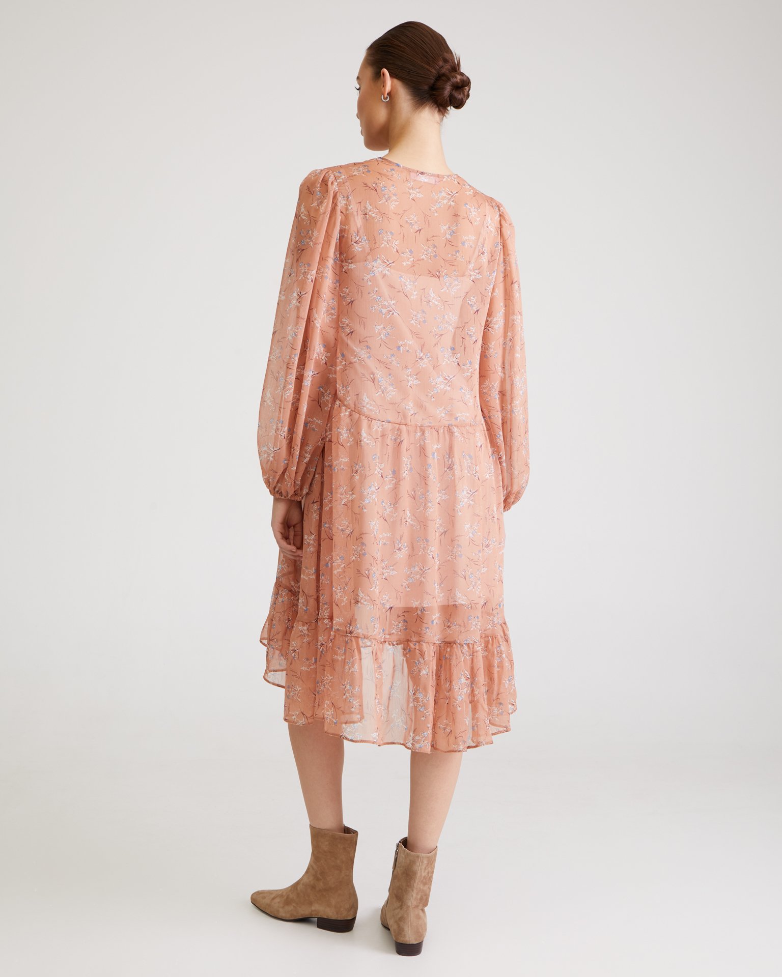 Dress with a high waist 3