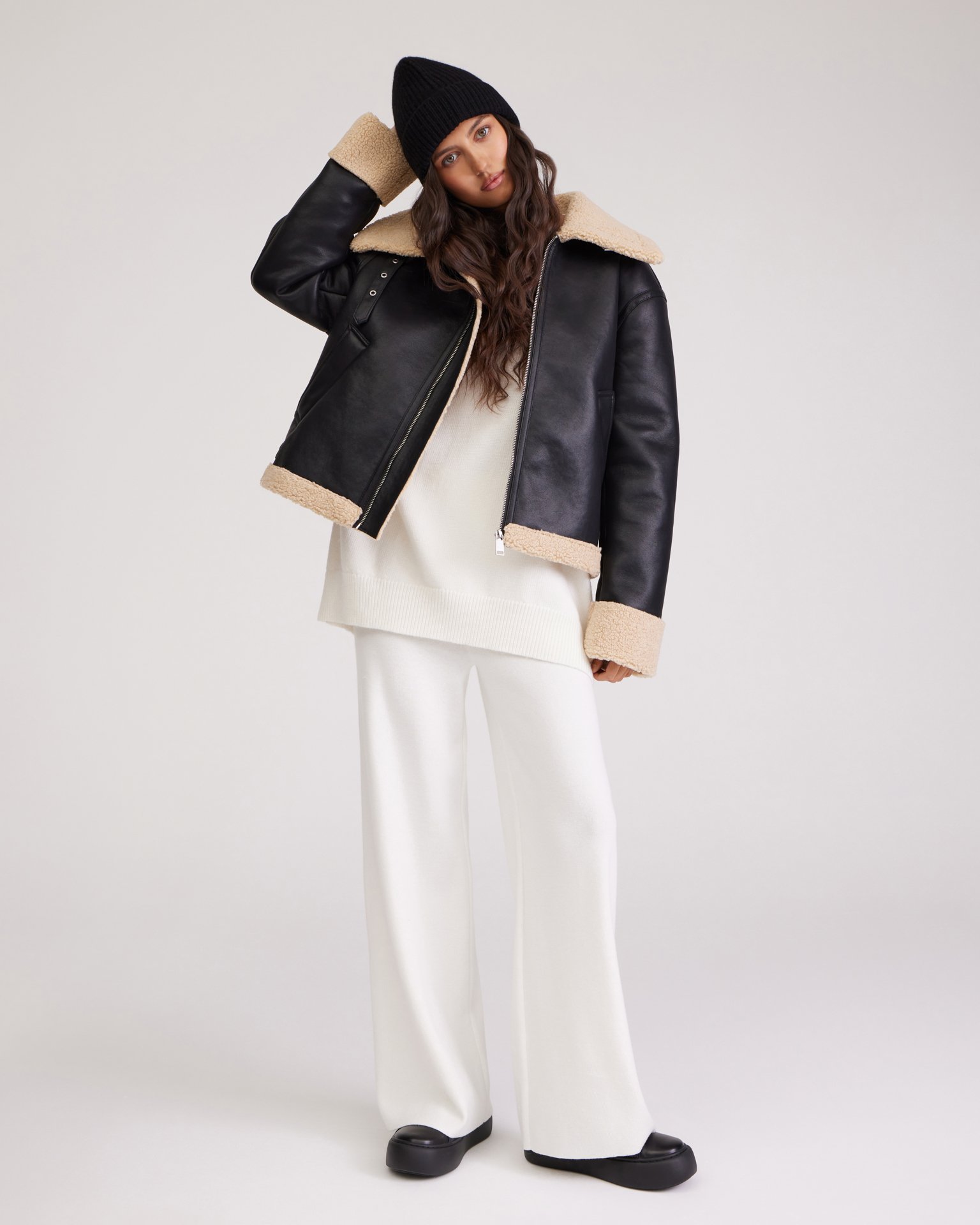 Дубленка в черном цвете 4