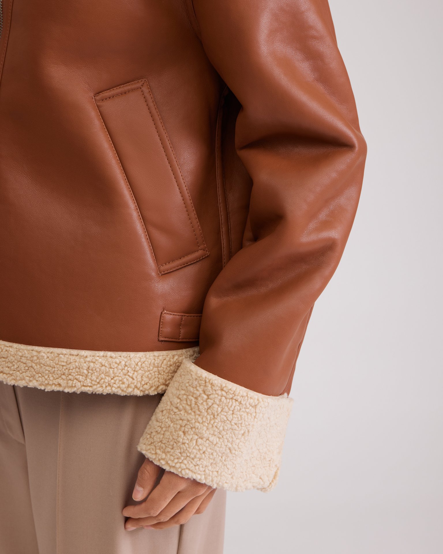 Дубленка в коричневом цвете 7