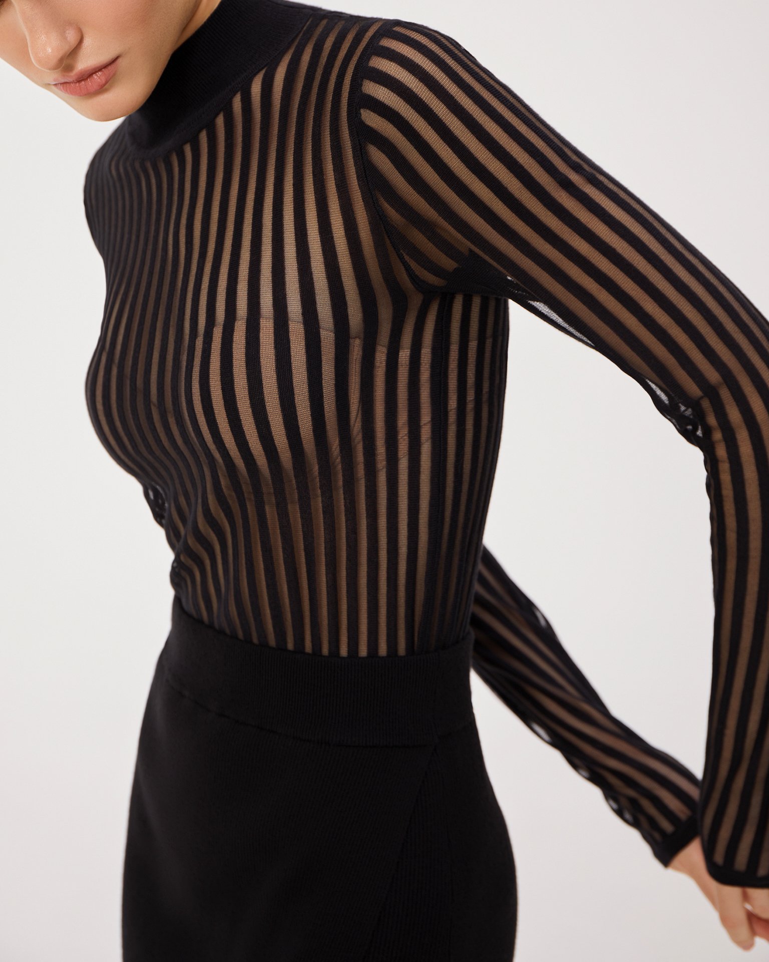 Топ с воротником стойкой 6