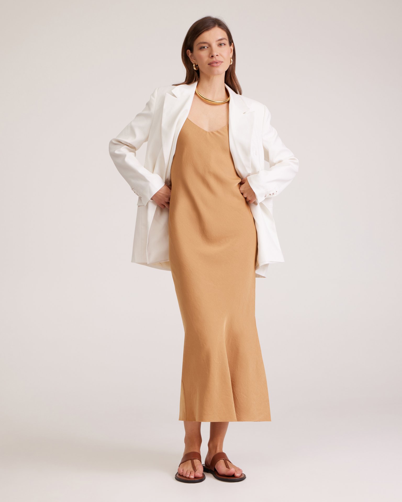 Платье на бретельках 4