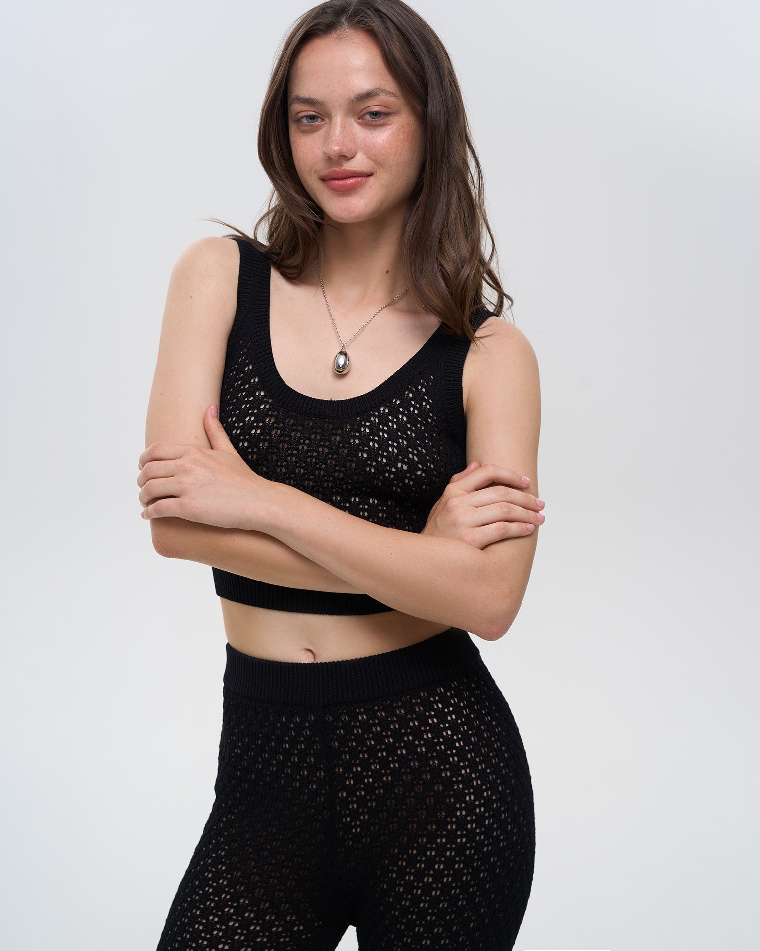 Черные брюки из вискозы 3