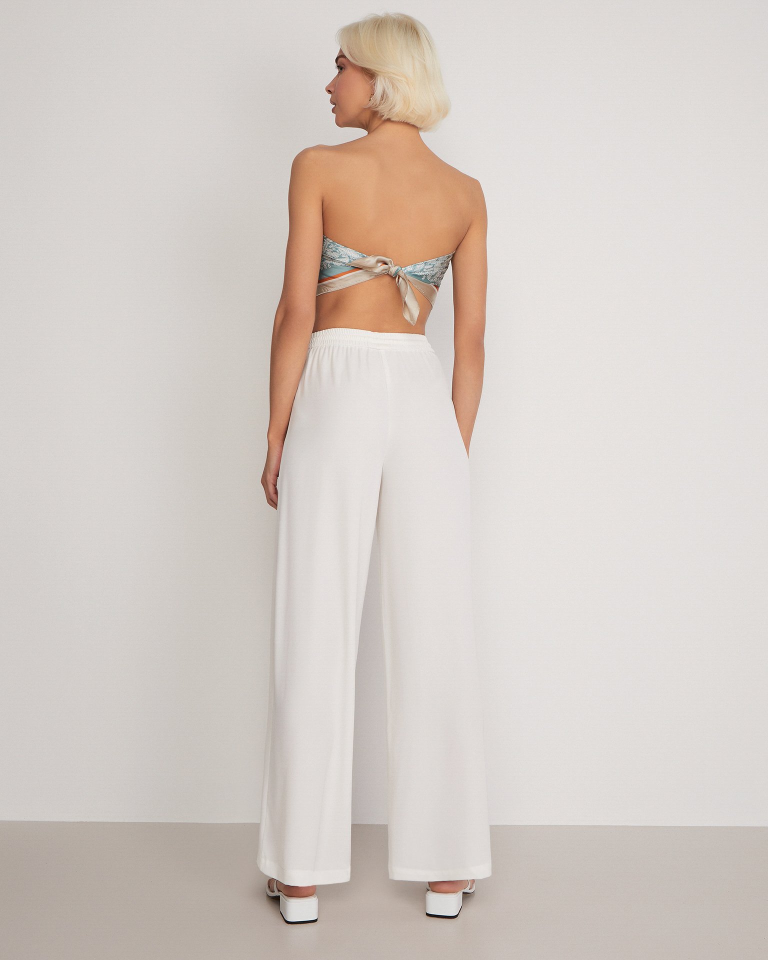 Wide-leg trousers 4