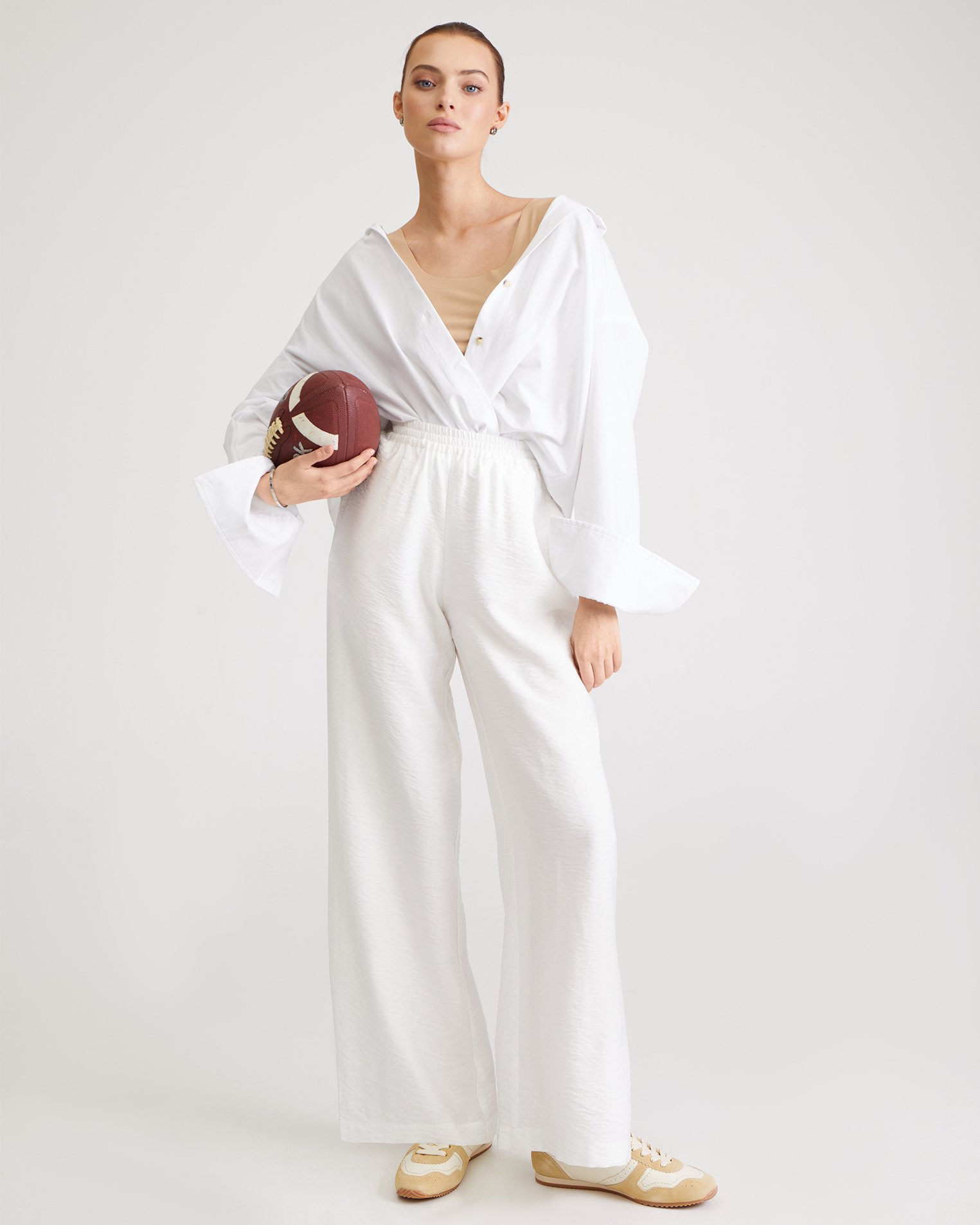 Белые брюки на резинке 1