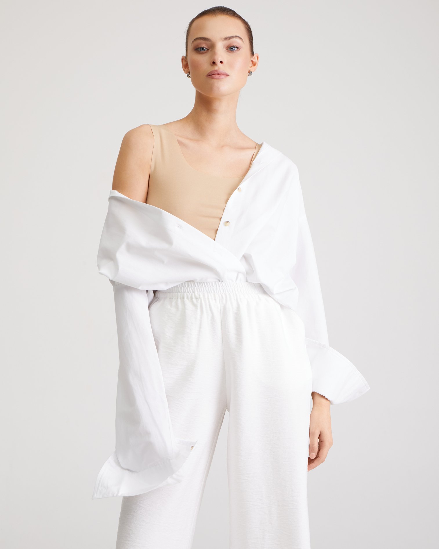 Белые брюки на резинке 2