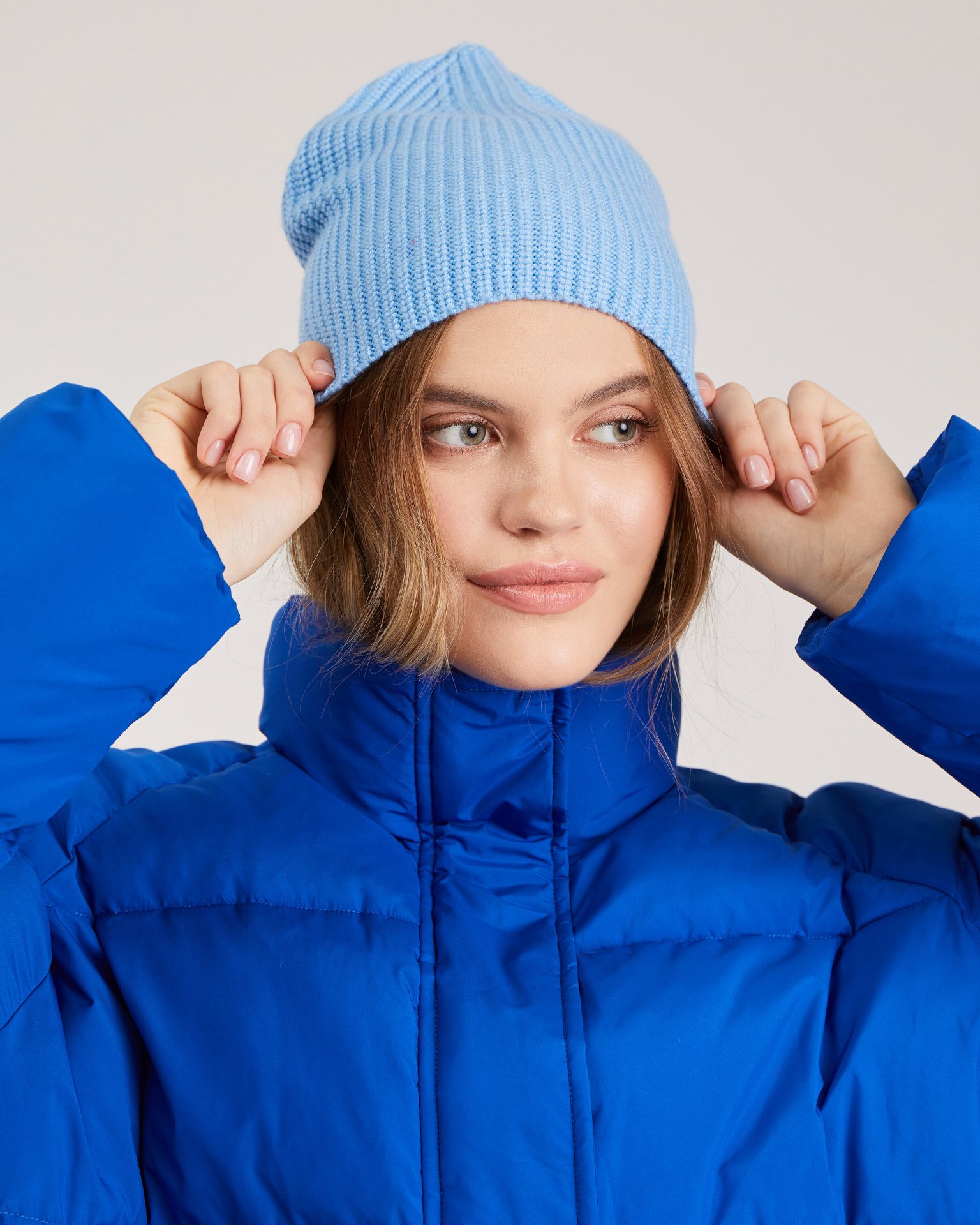 Голубая шапка 2