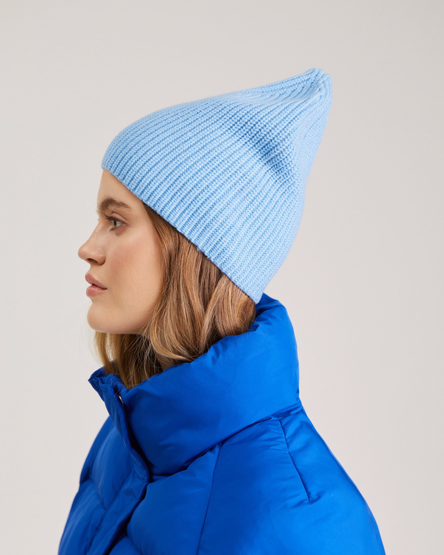 Голубая шапка 4