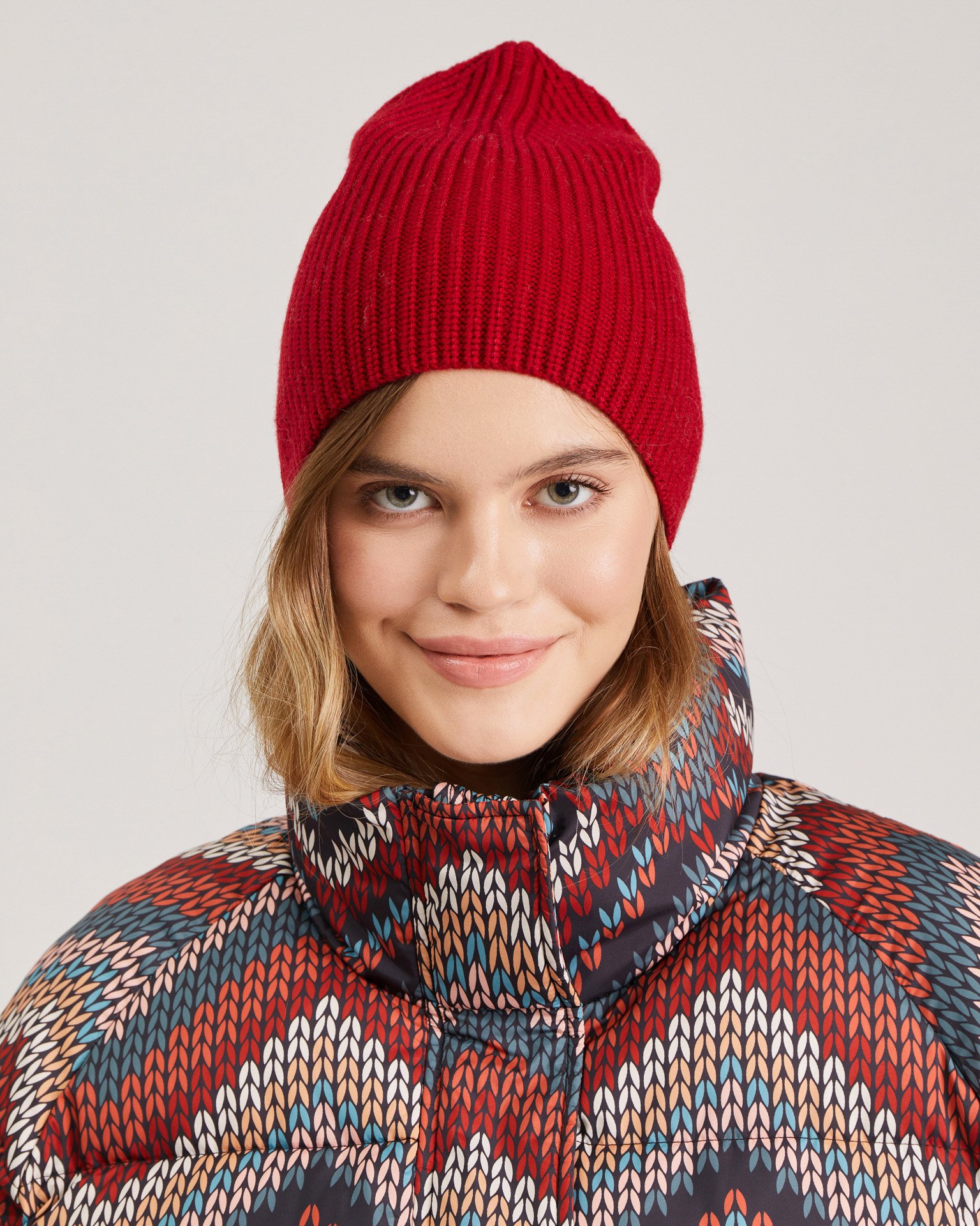 Красная шапка 3