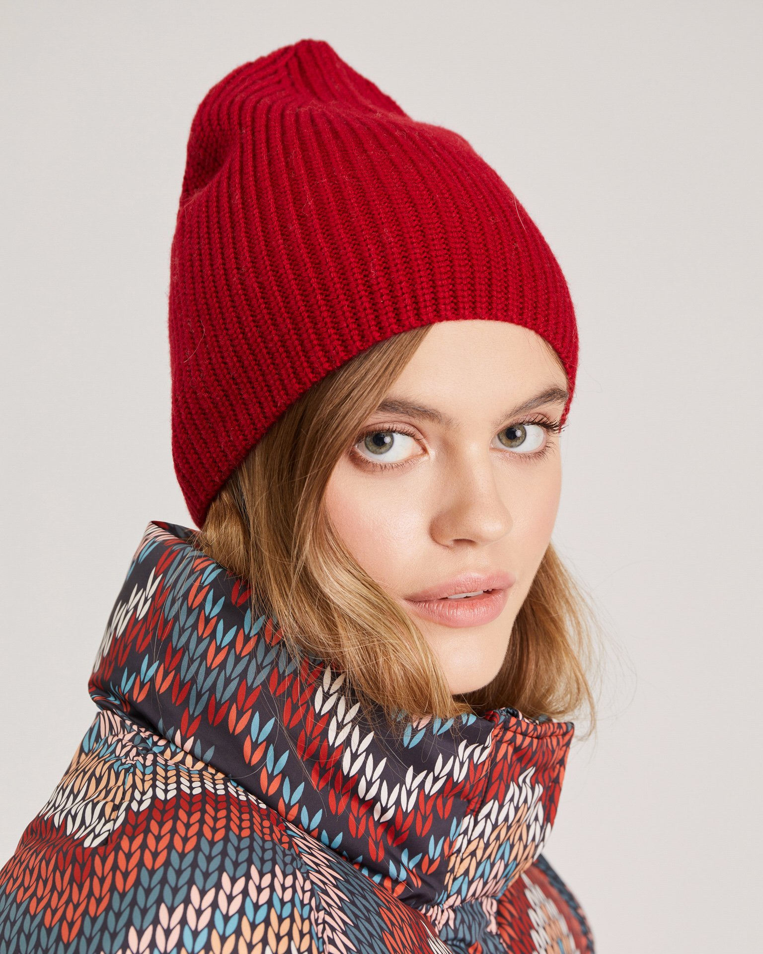 Красная шапка 2