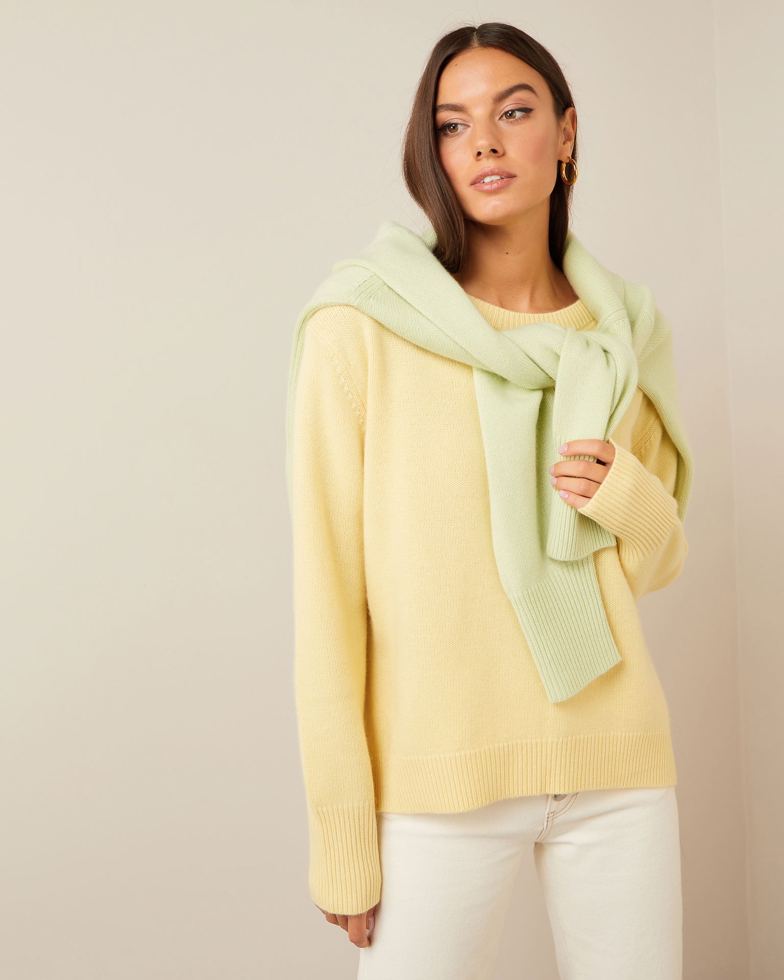 Round-neck sweater 1