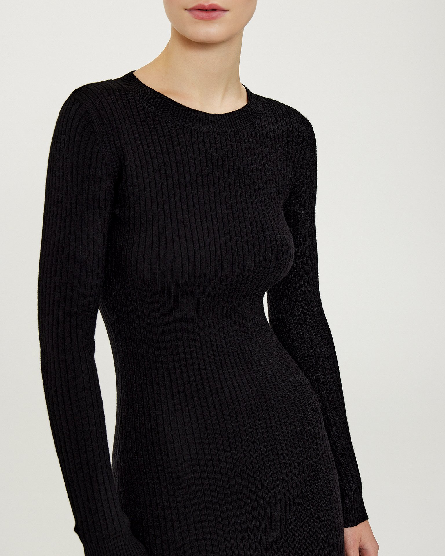 Черное платье из вискозы 5