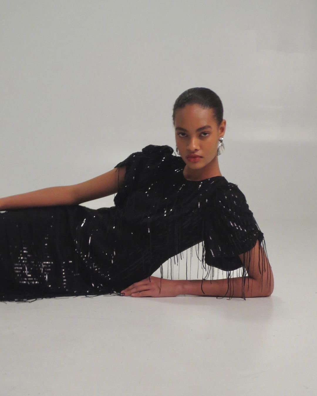 Платье с пайетками 2