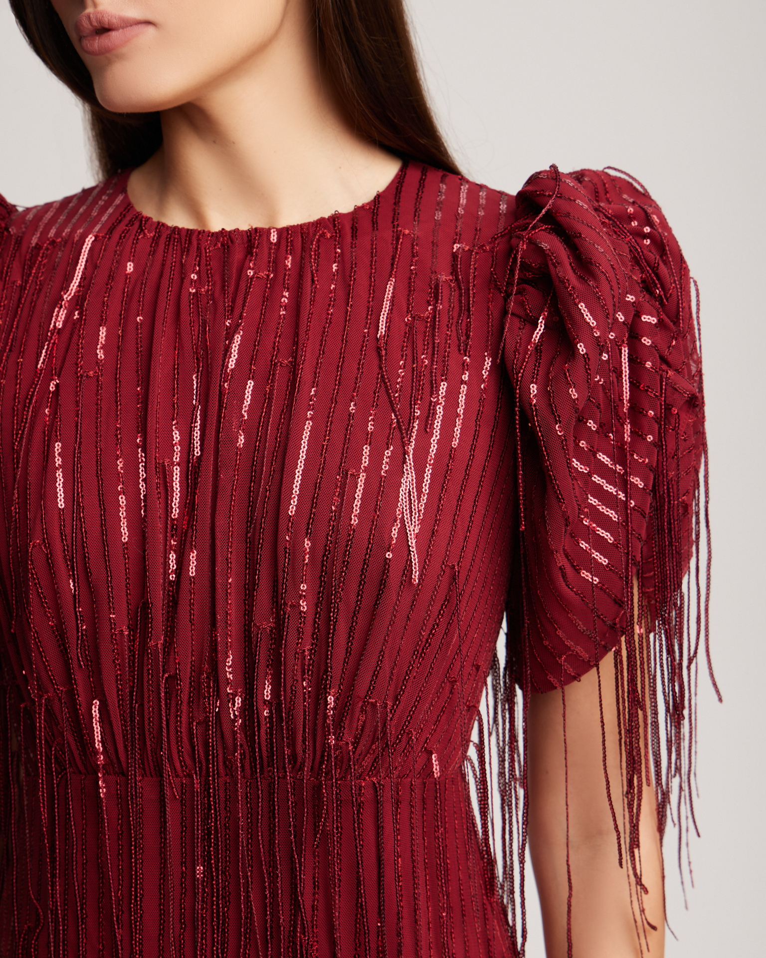 Платье с пайетками в винном цвете 5