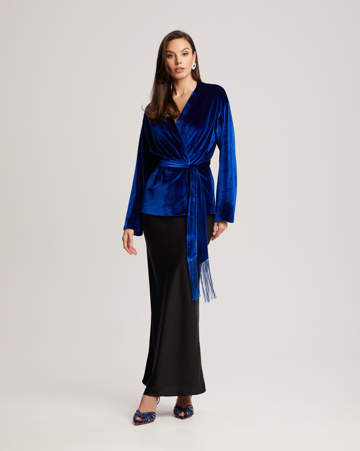 Синее бархатное кимоно 2
