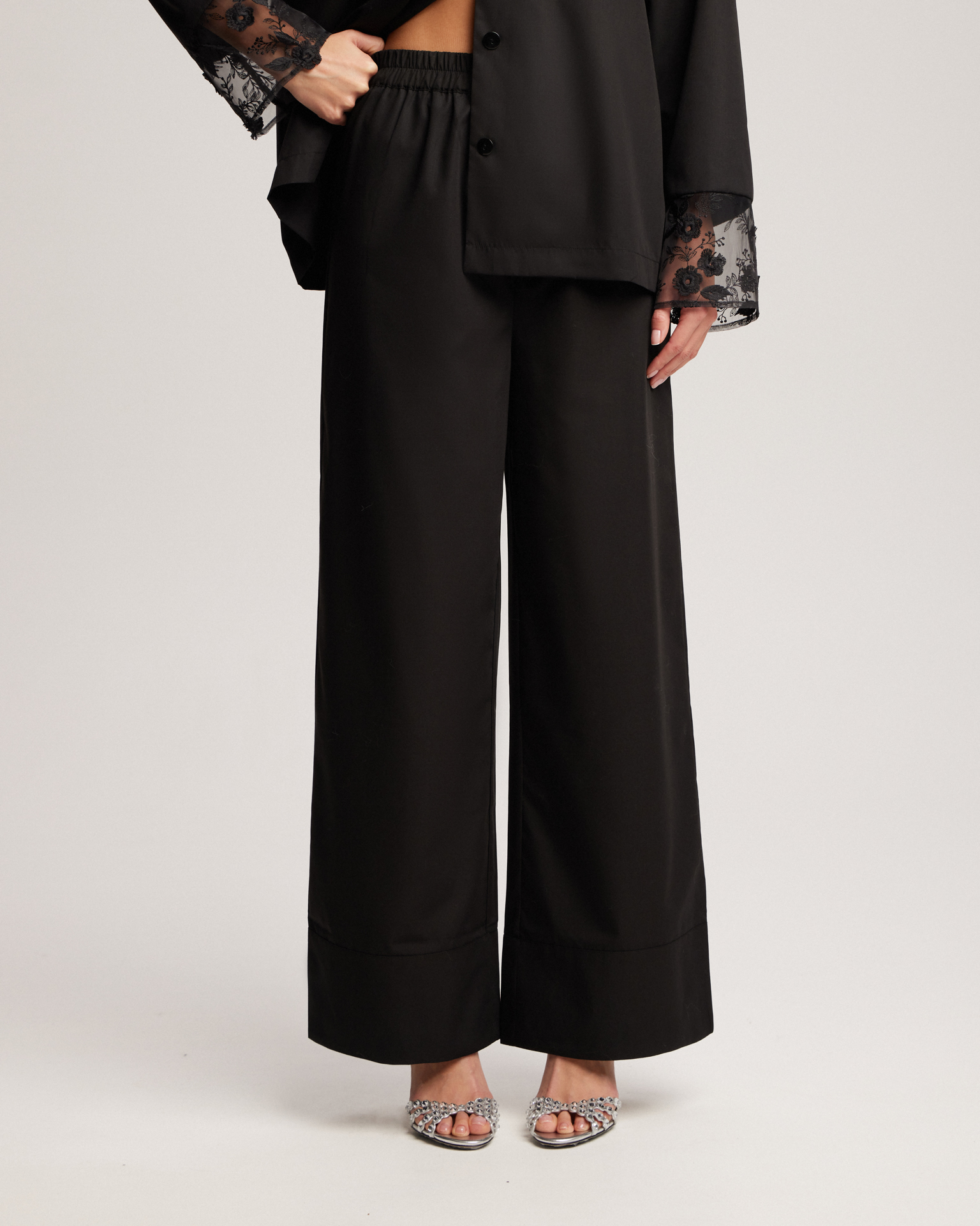 Комплект с кружевными вставками 7