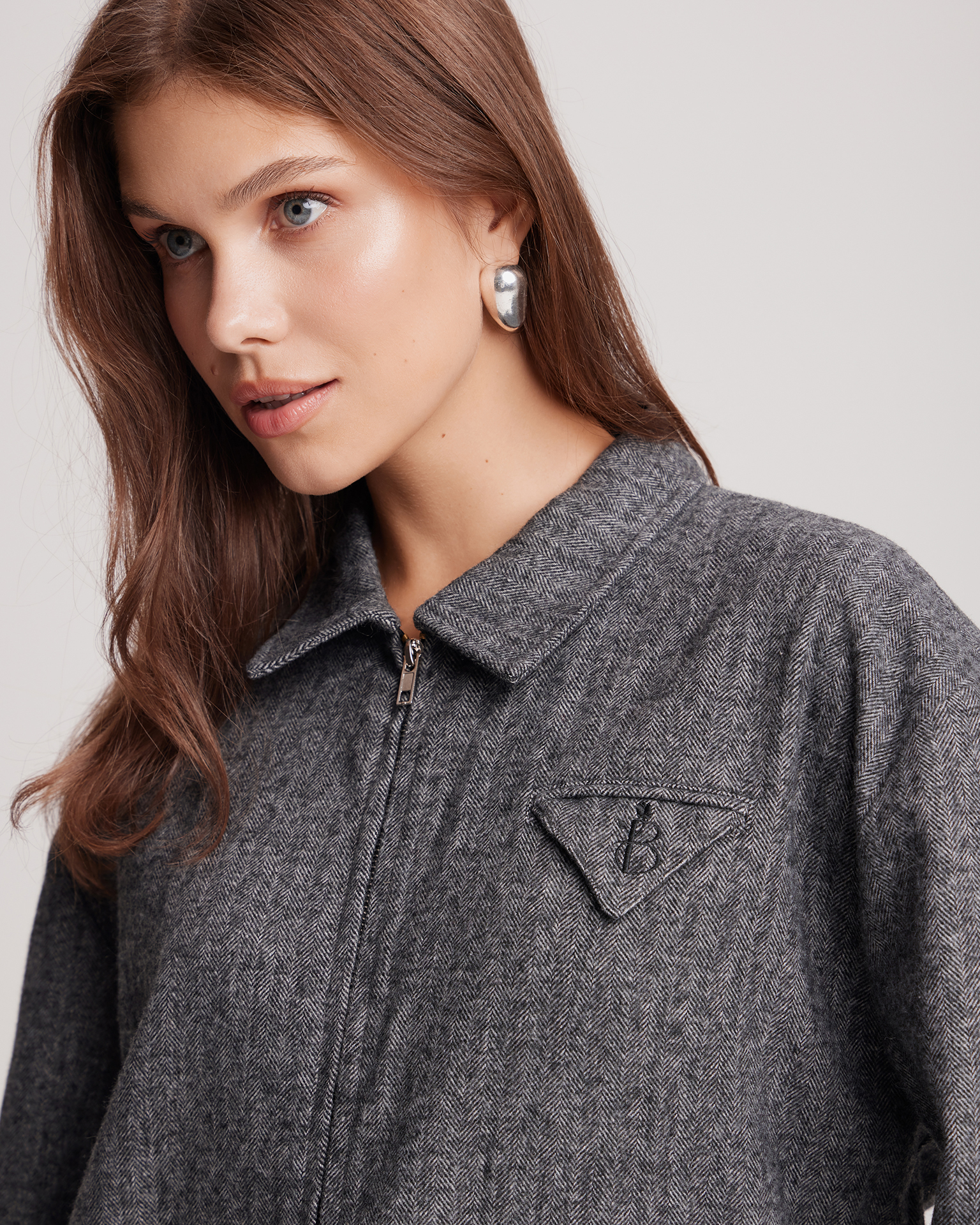 Бомбер из шерстяной ткани 7